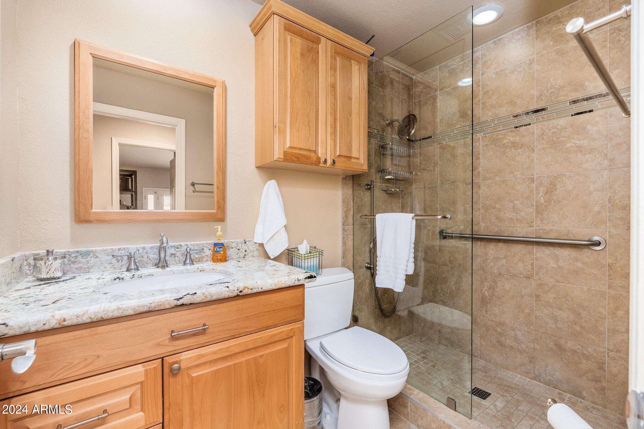 6880 N 79TH Place