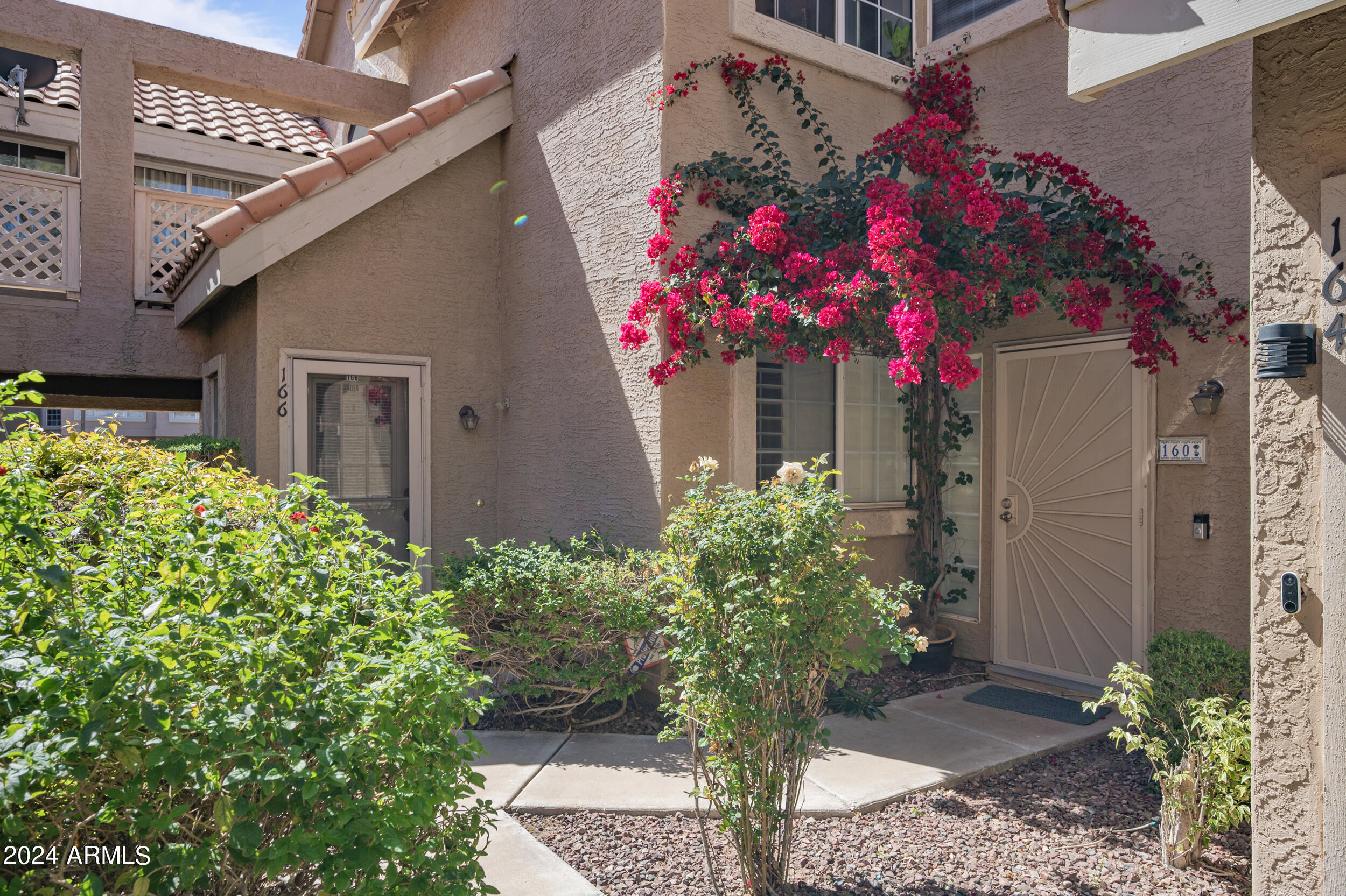1633 E LAKESIDE Drive, 160