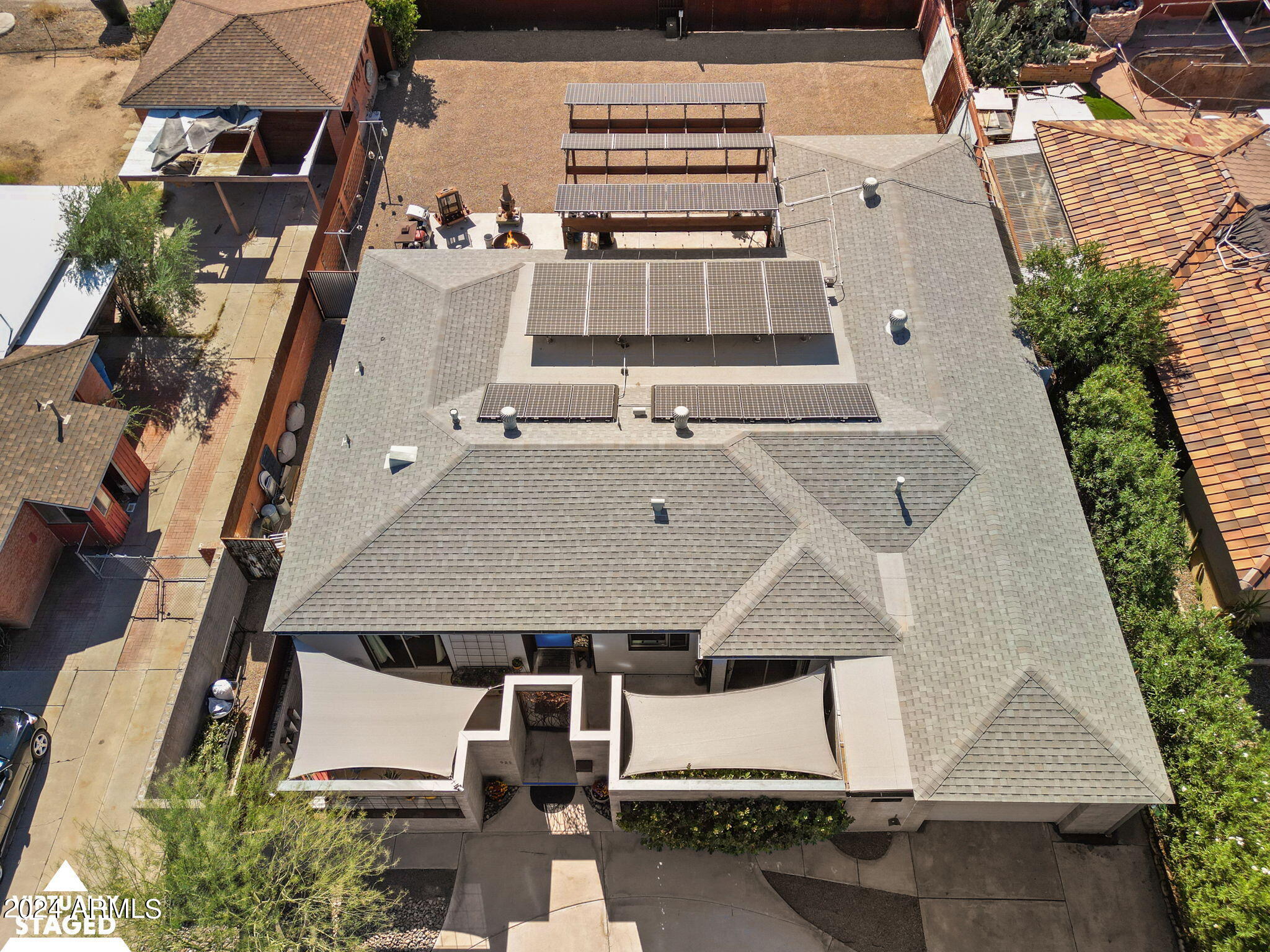 923 W AVALON Drive