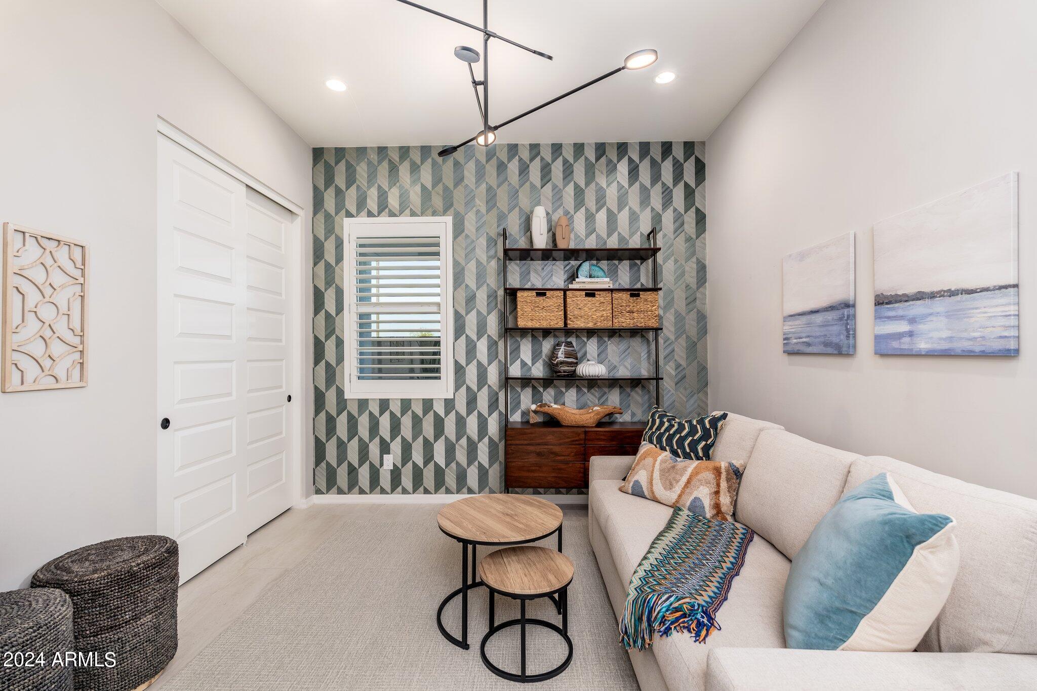 19701 W EXETER Boulevard