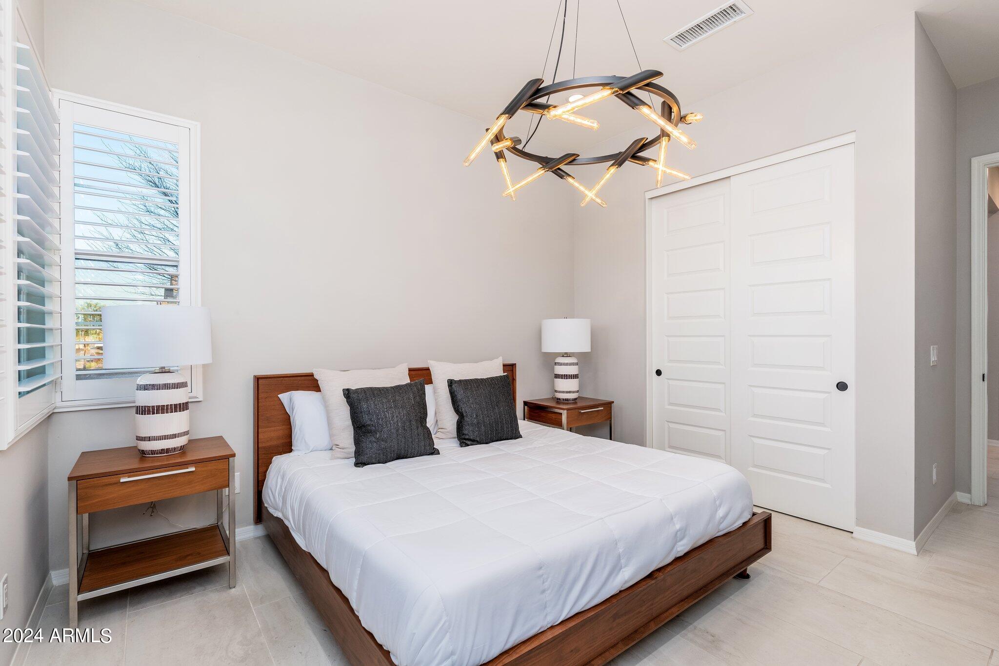 19701 W EXETER Boulevard