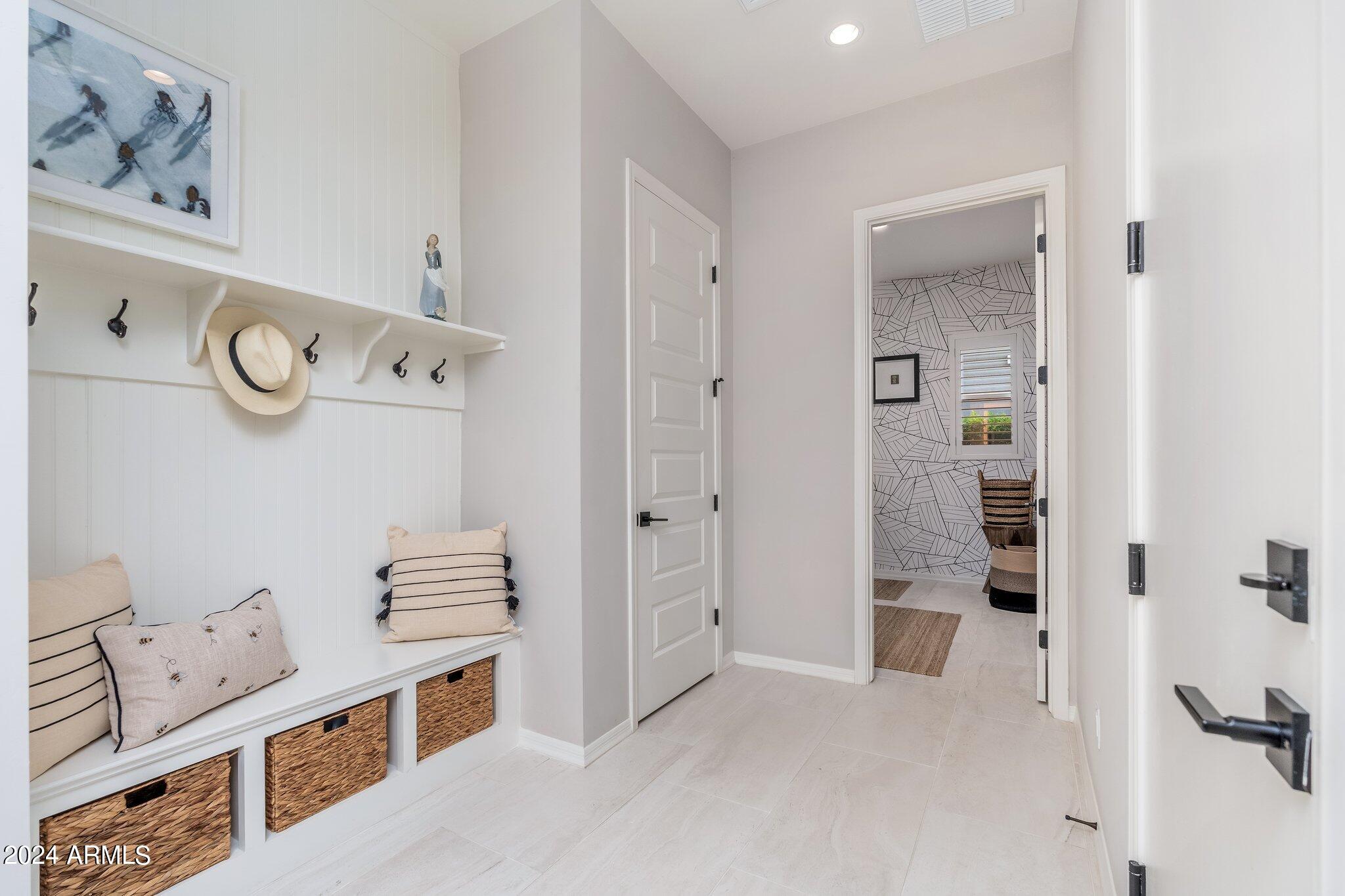 19701 W EXETER Boulevard