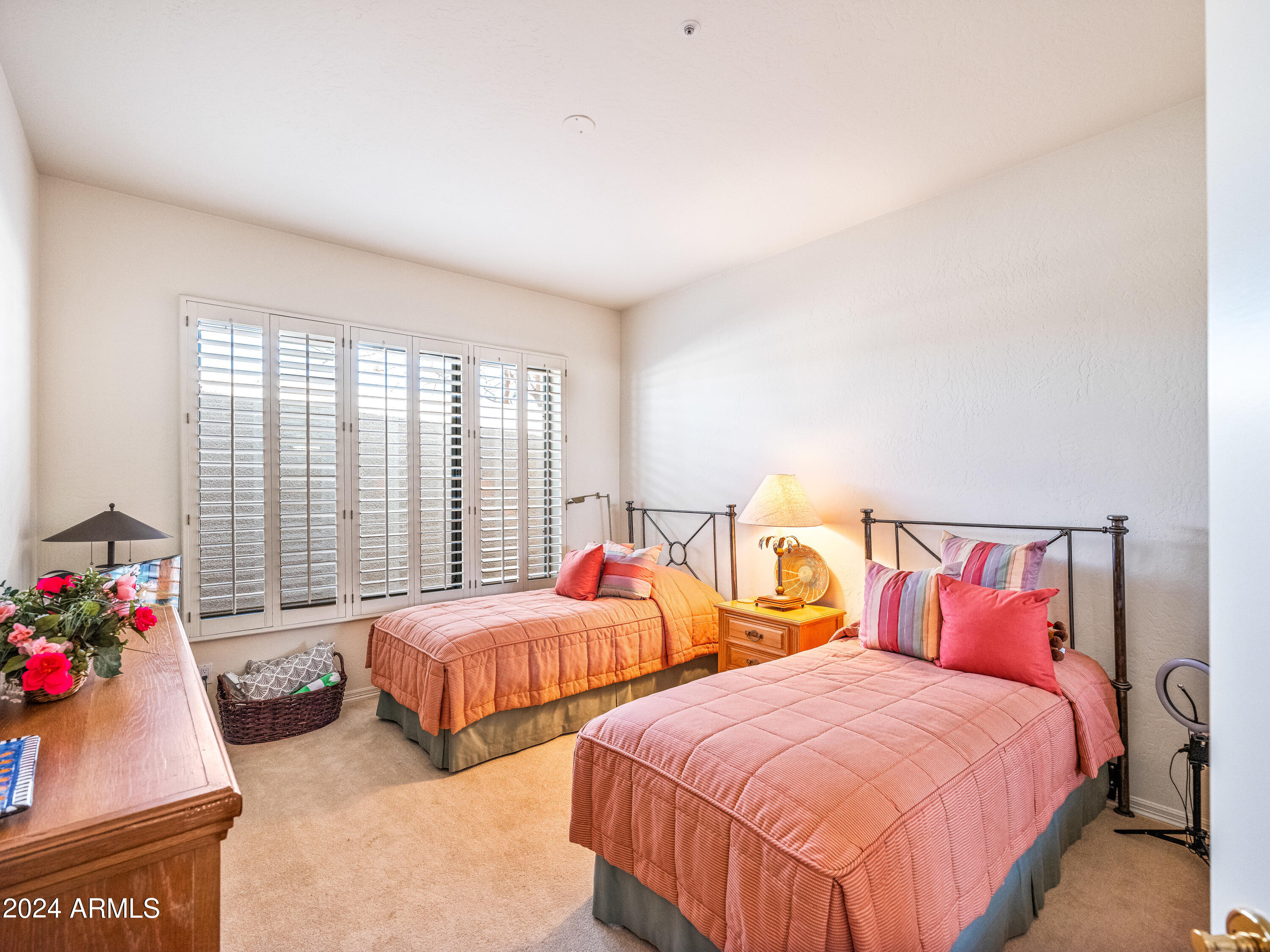 7425 E GAINEY RANCH Road, 41