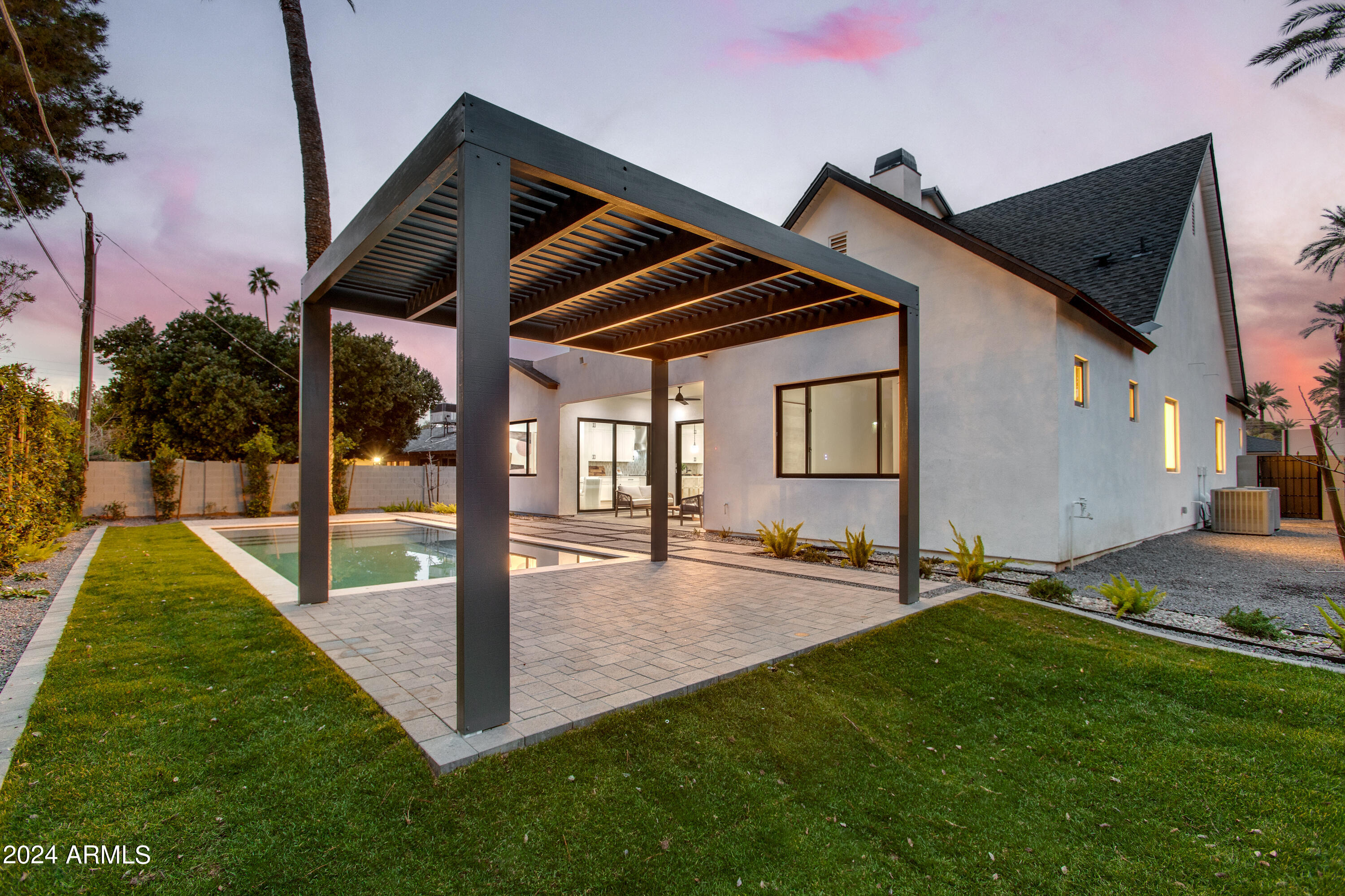 4609 E CATALINA Drive