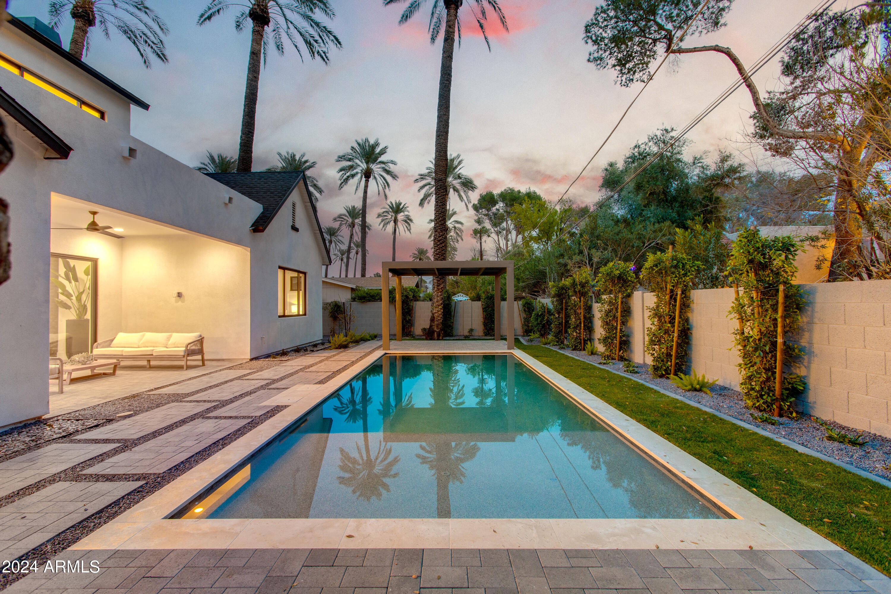 4609 E CATALINA Drive