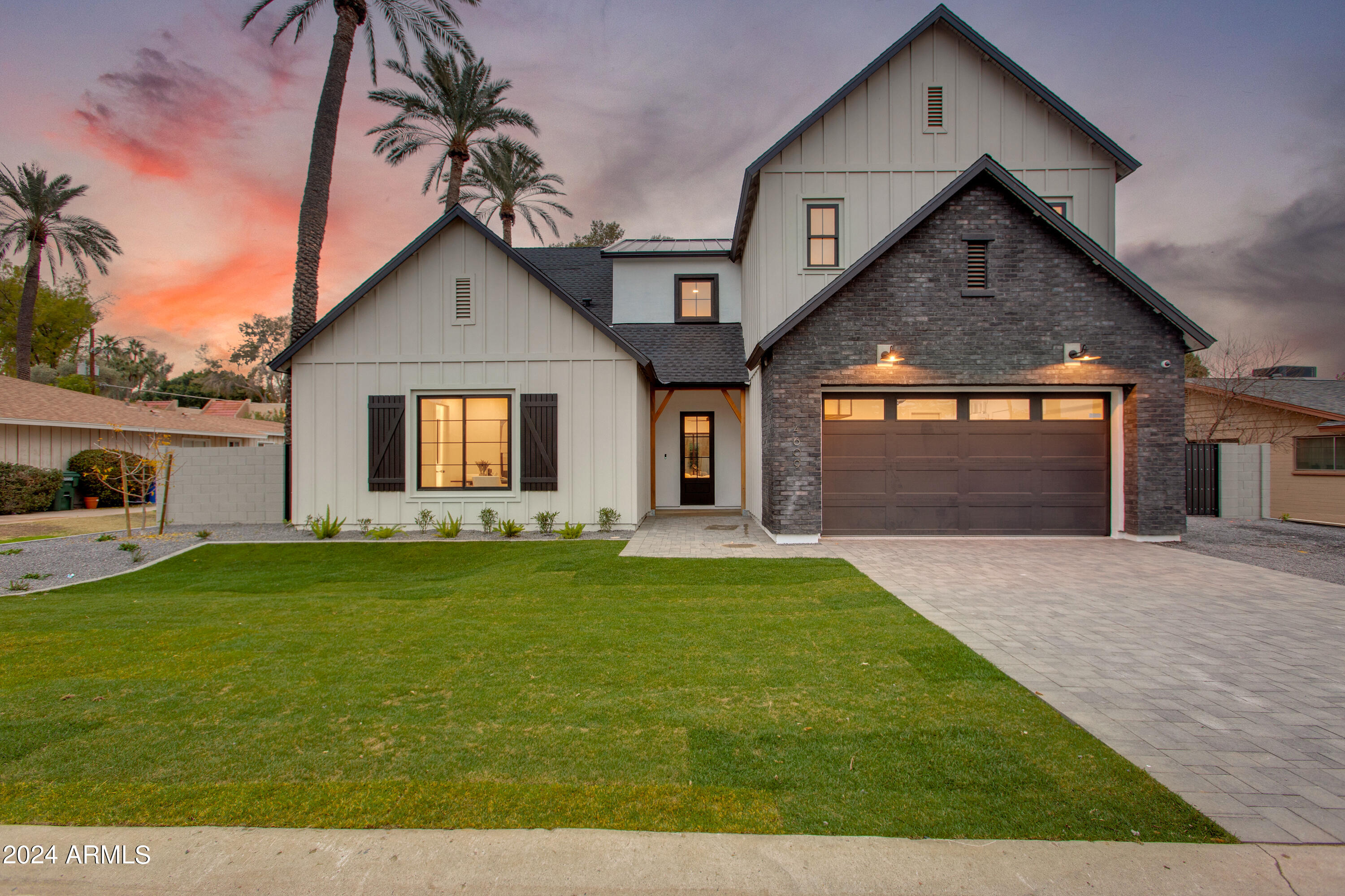 4609 E CATALINA Drive