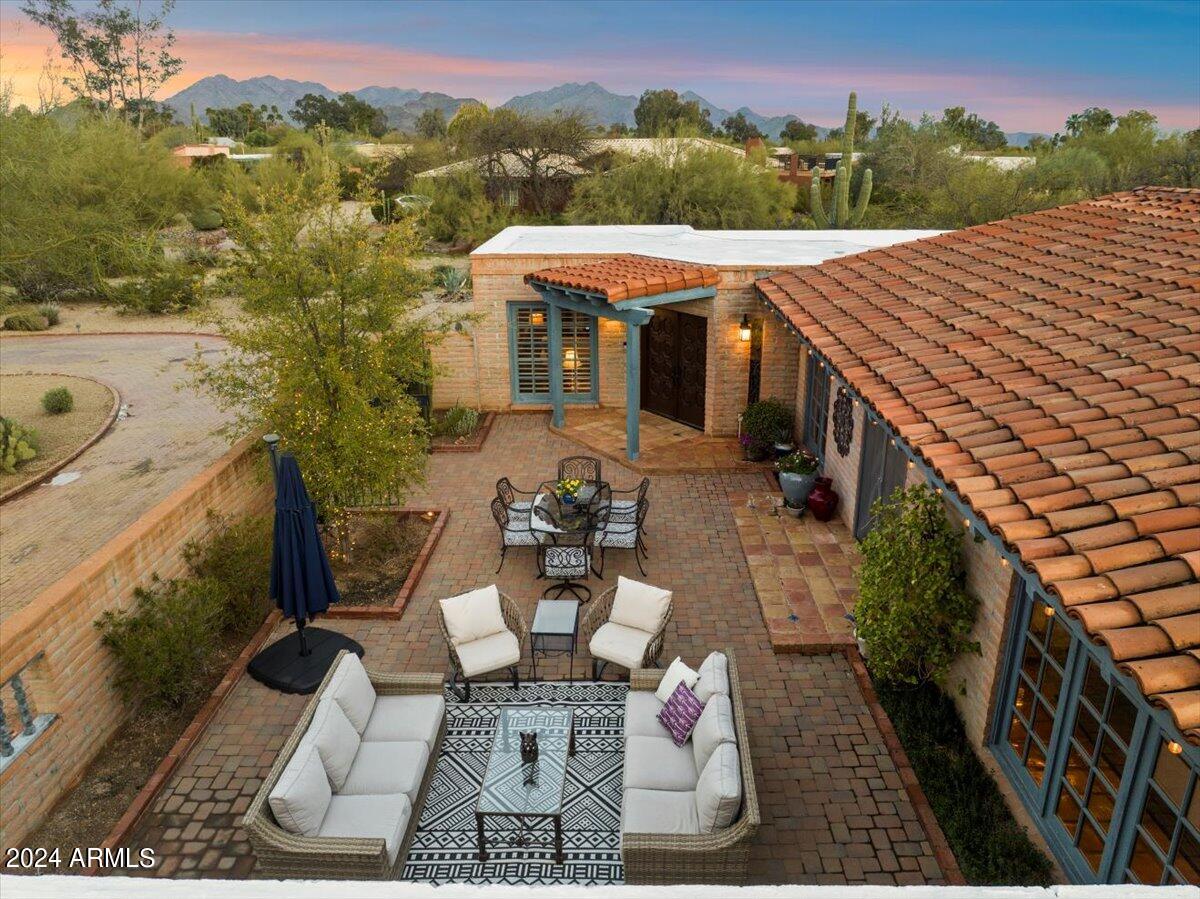 8035 E PARAISO Drive