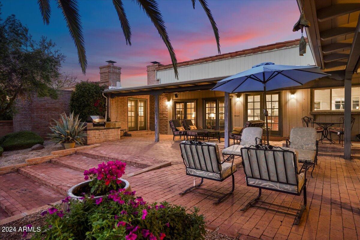8035 E PARAISO Drive