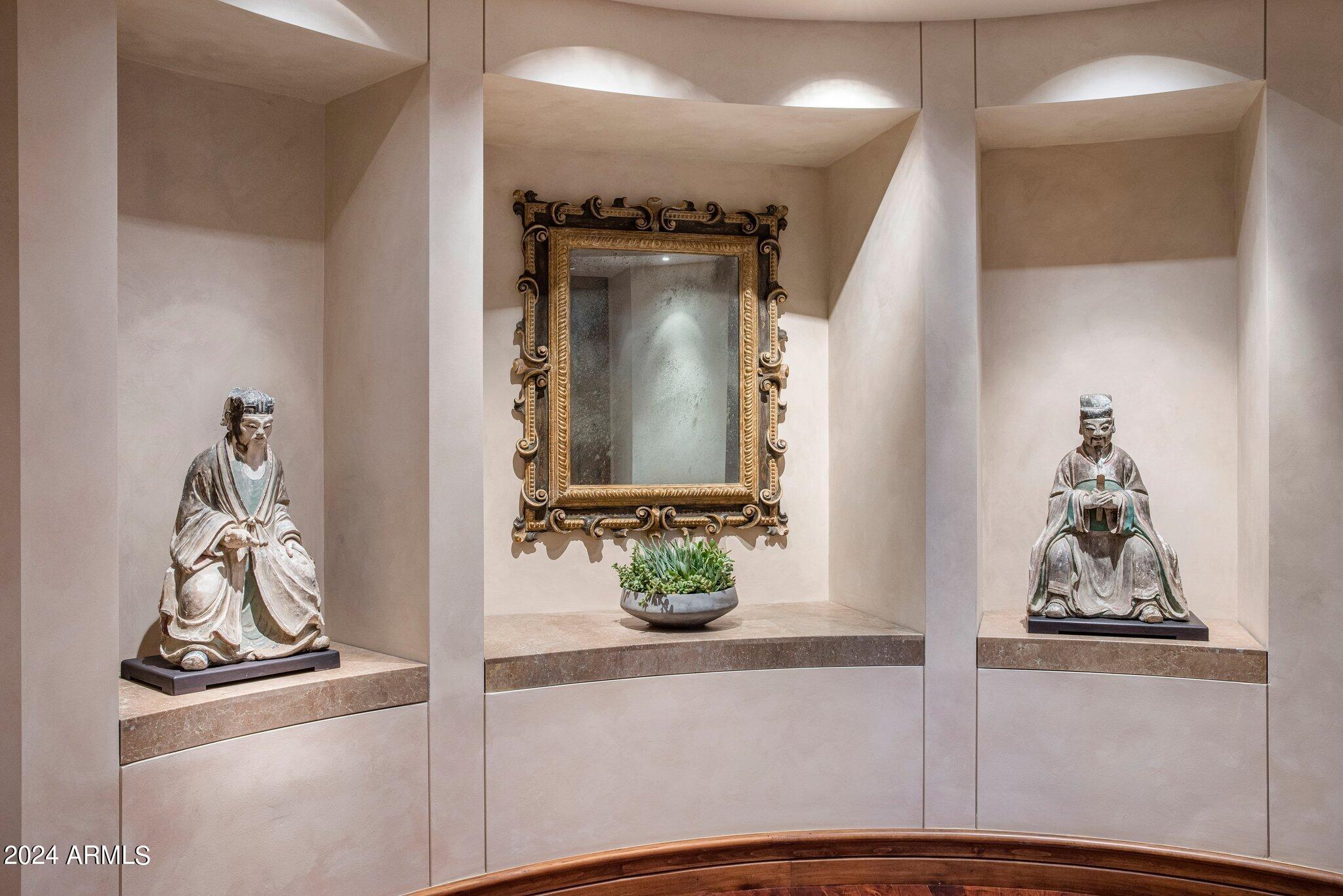 7555 N EUCALYPTUS Drive