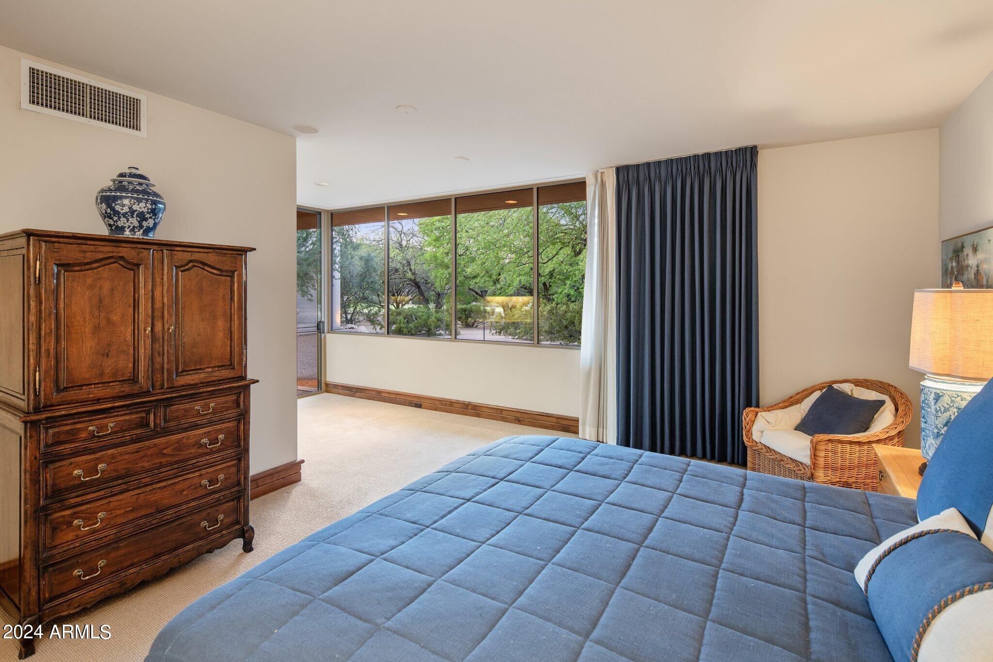 7555 N EUCALYPTUS Drive