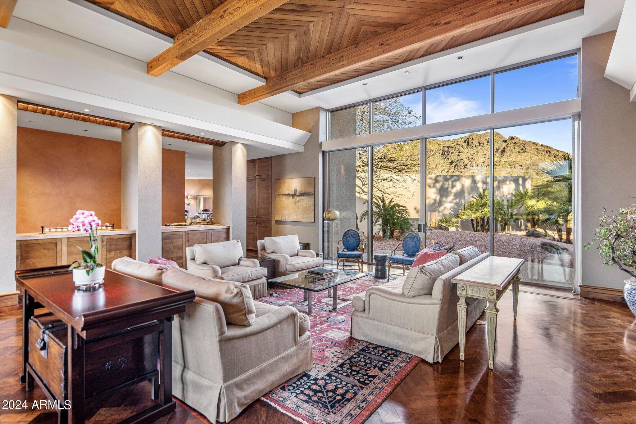 7555 N EUCALYPTUS Drive