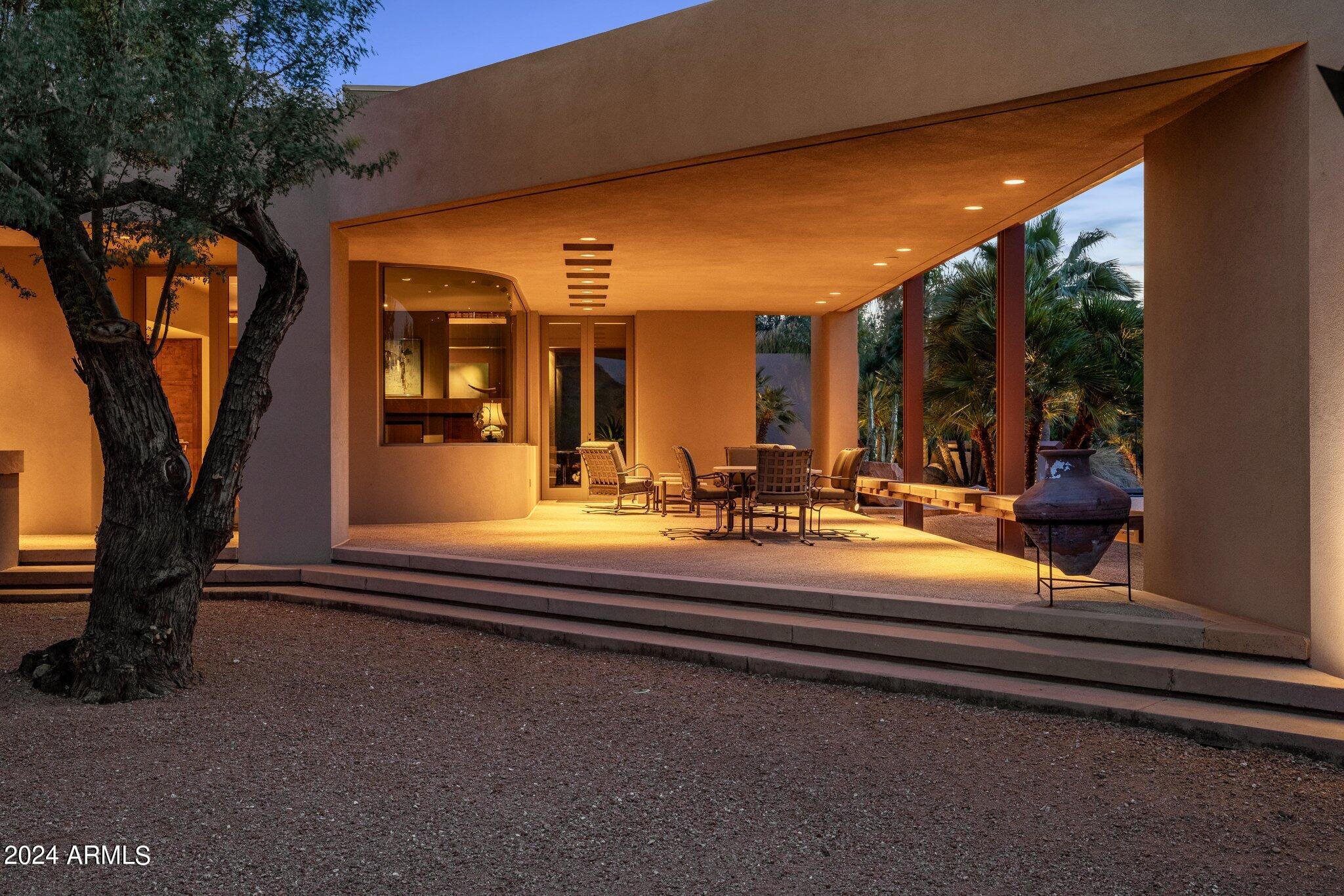 7555 N EUCALYPTUS Drive