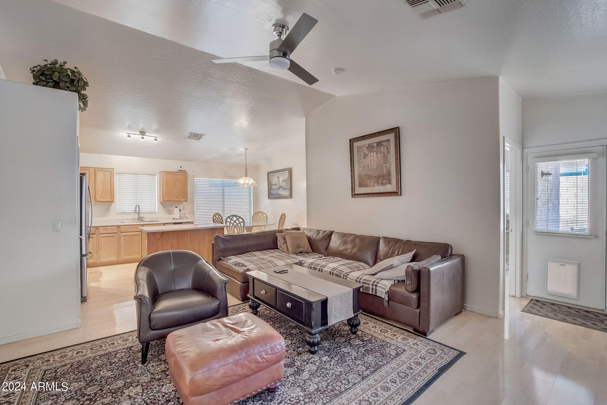 2221 E UNION HILLS Drive, 108