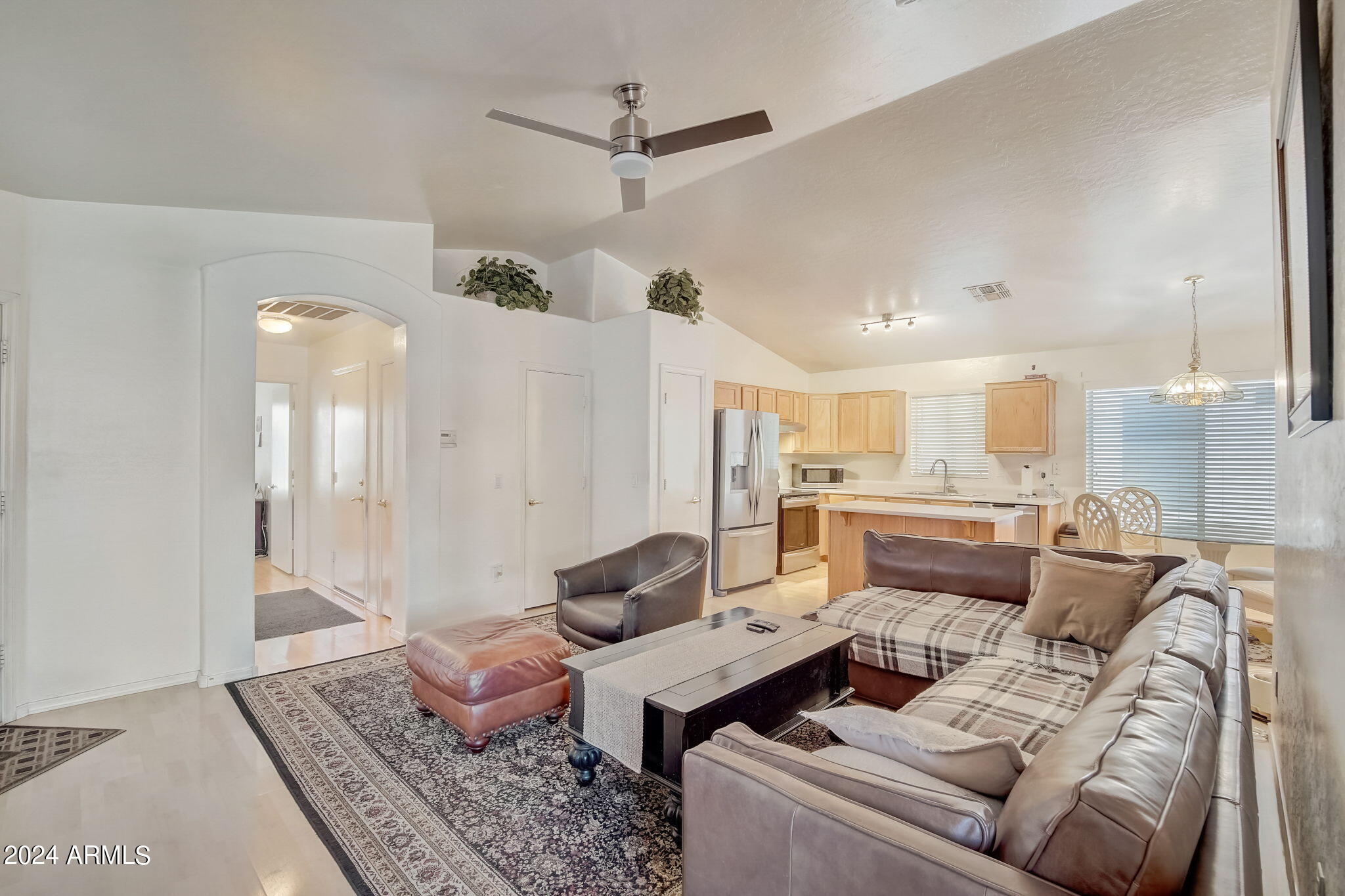 2221 E UNION HILLS Drive, 108