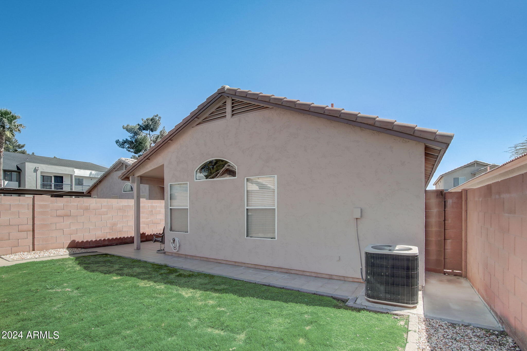 2221 E UNION HILLS Drive, 108