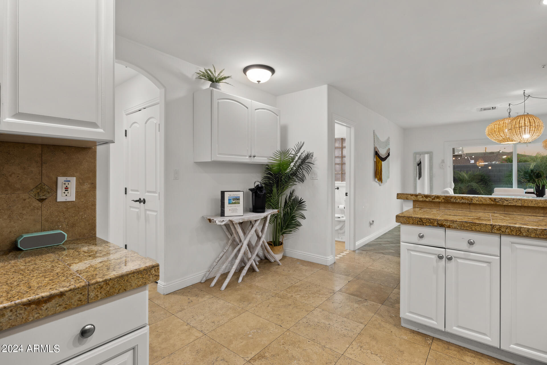 6637 E GRANADA Road