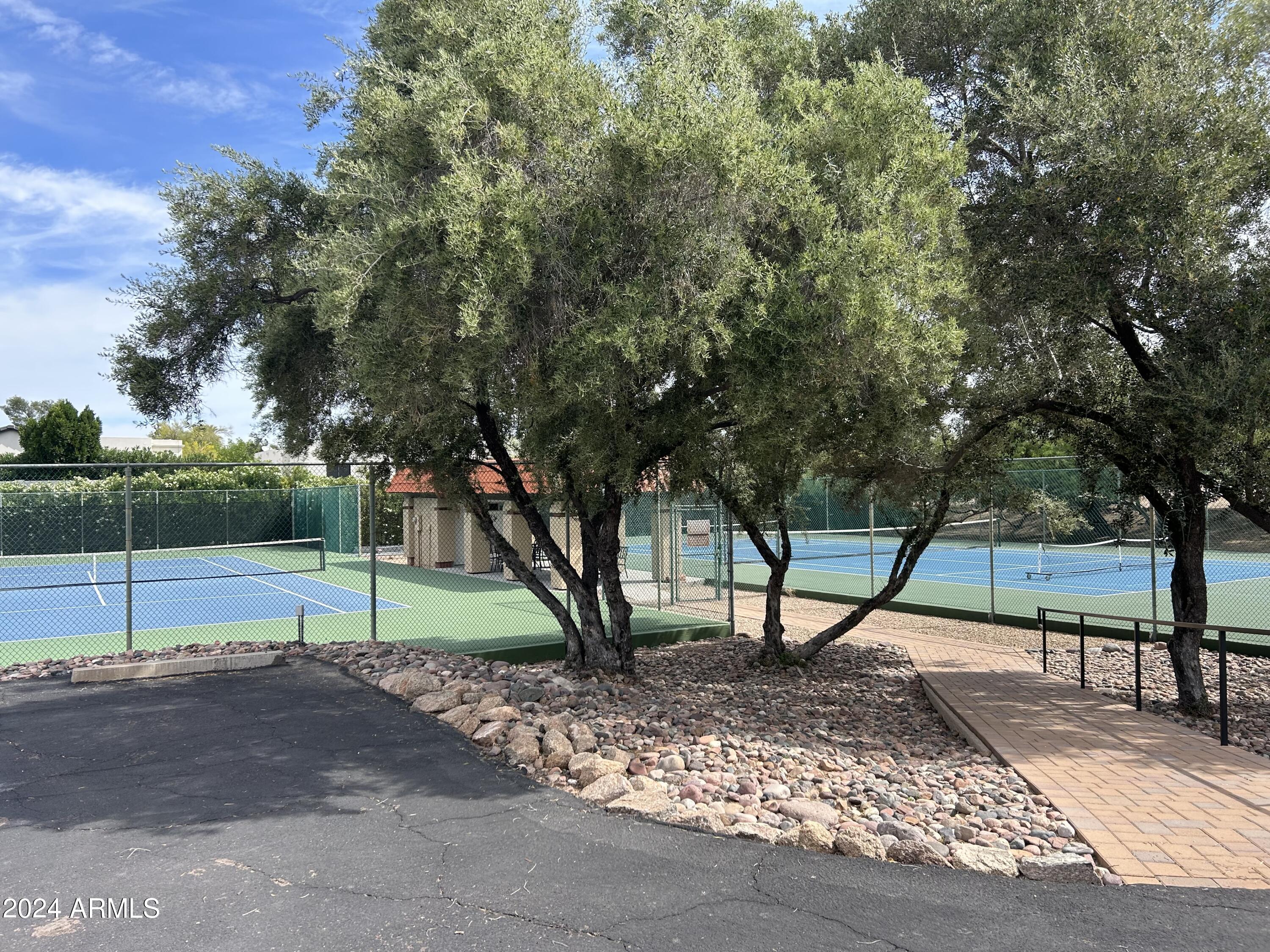 7507 E BUENA TERRA Way
