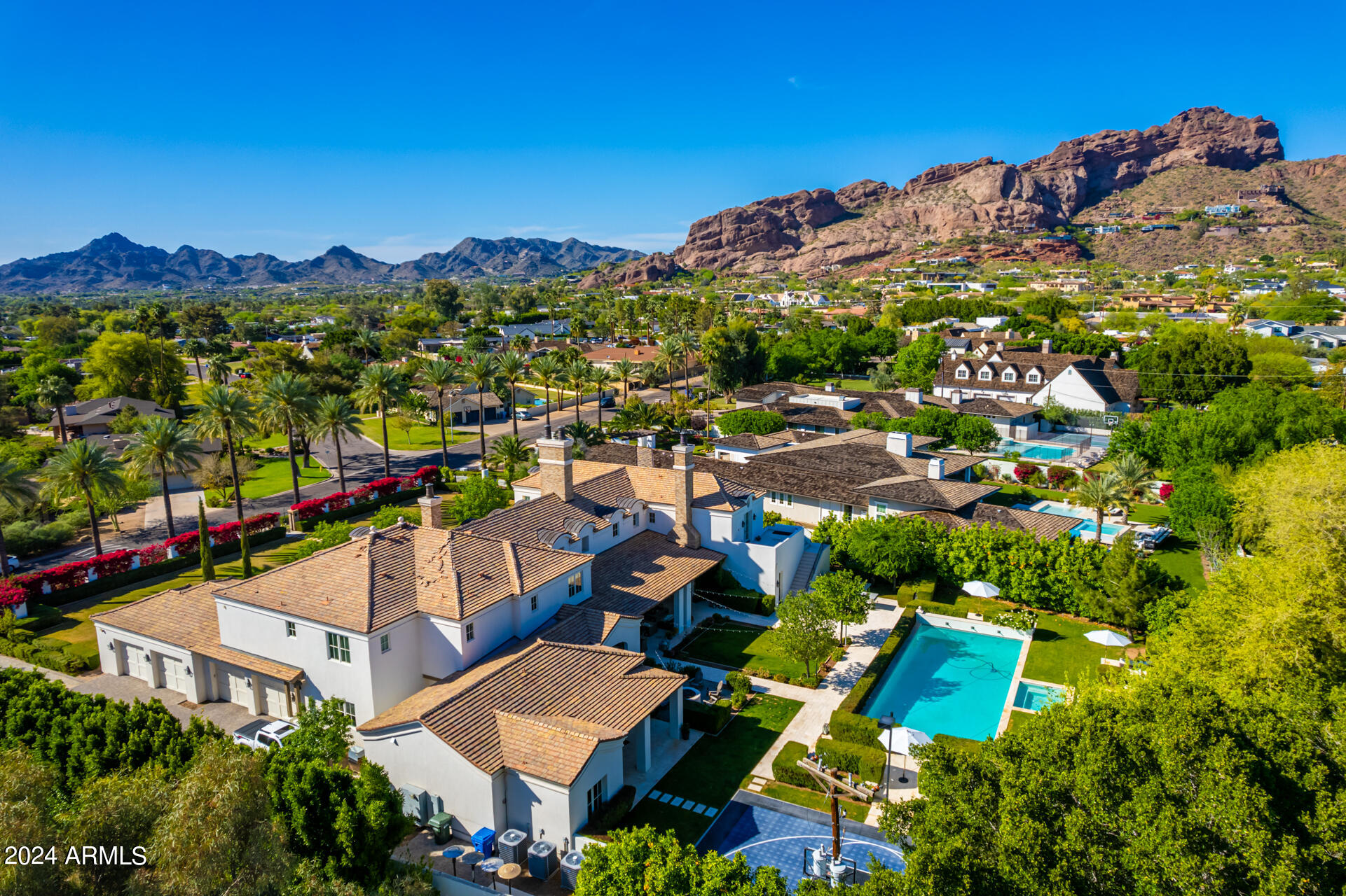 4615 N LAUNFAL Avenue