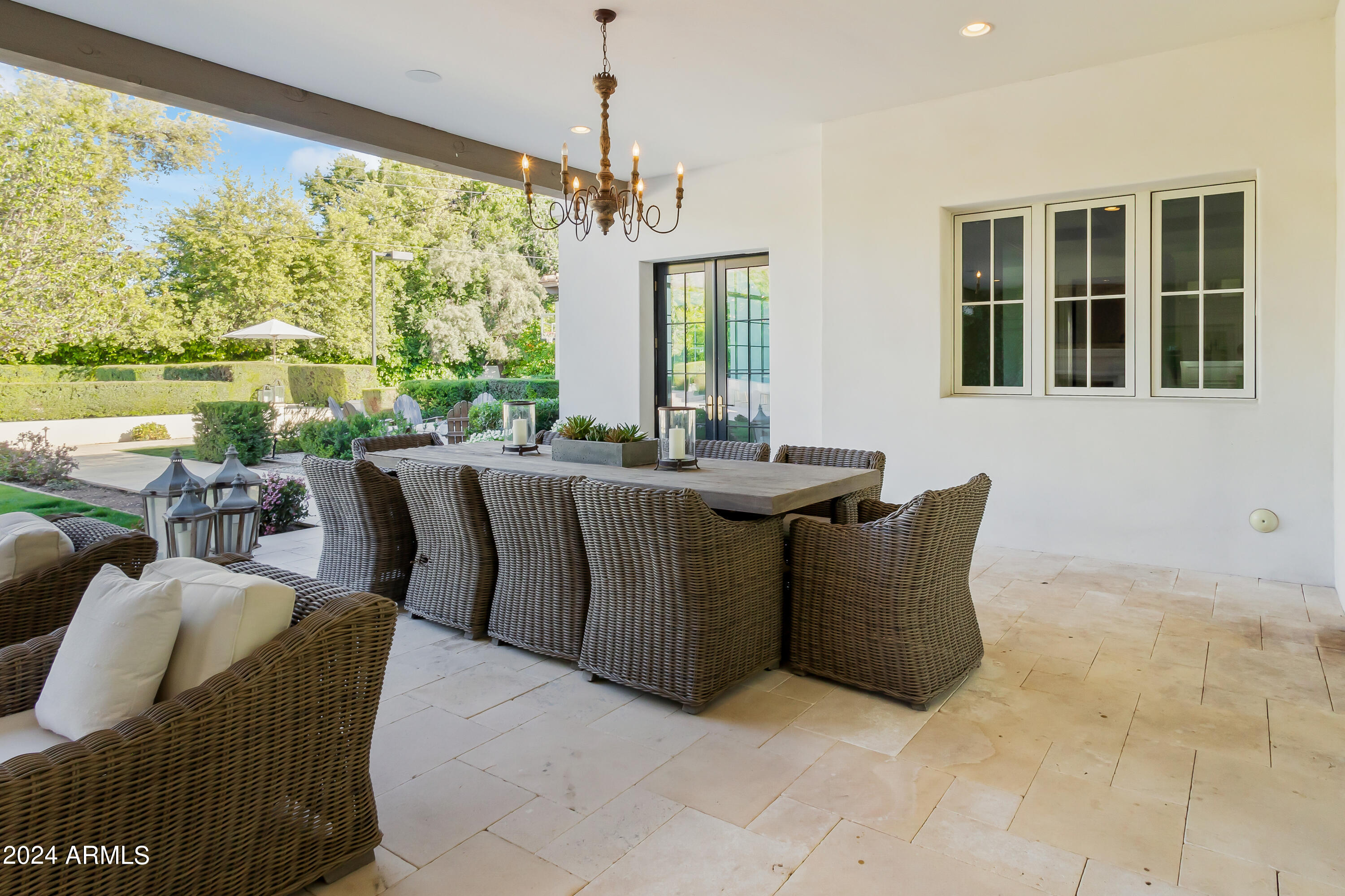 4615 N LAUNFAL Avenue