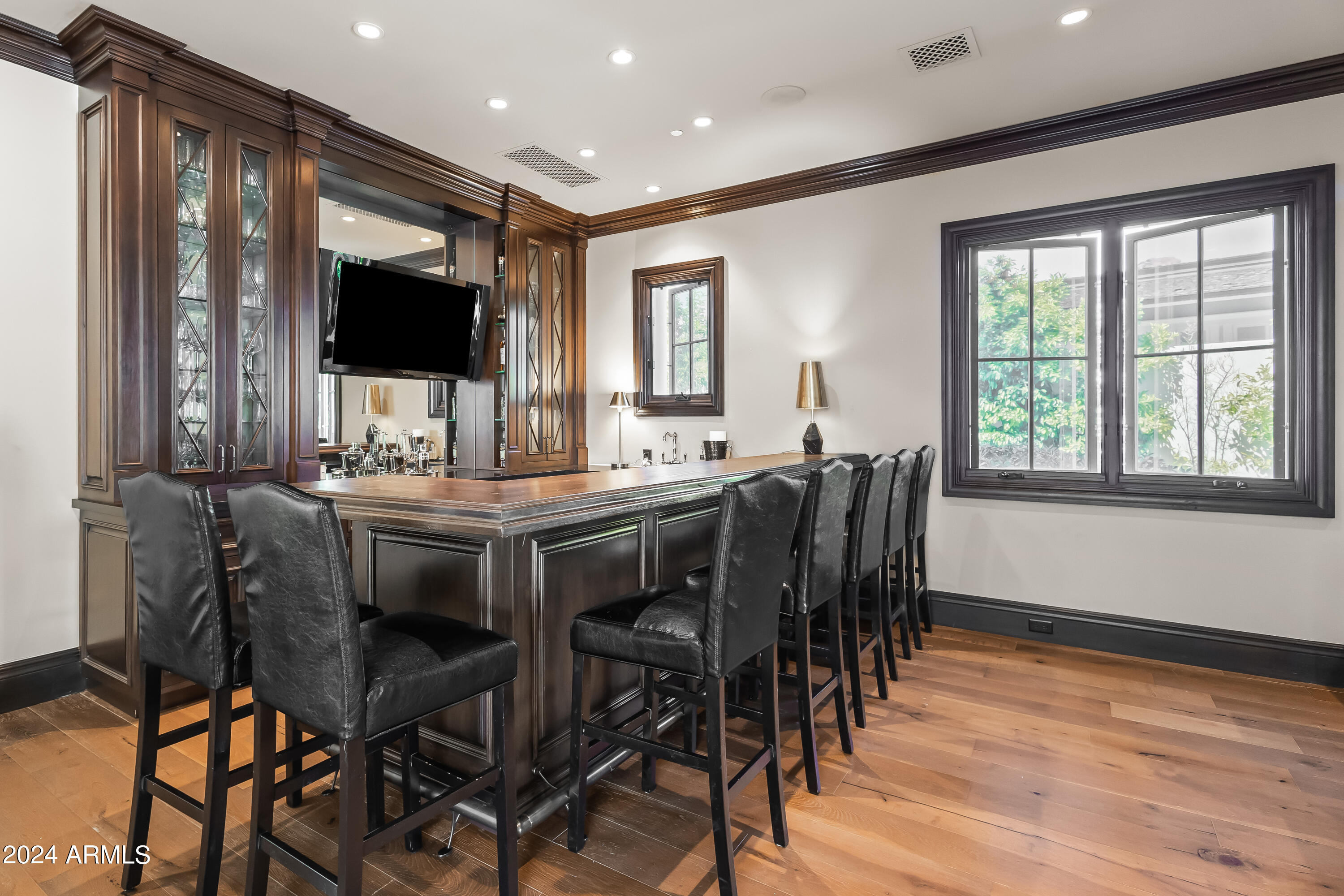 4615 N LAUNFAL Avenue