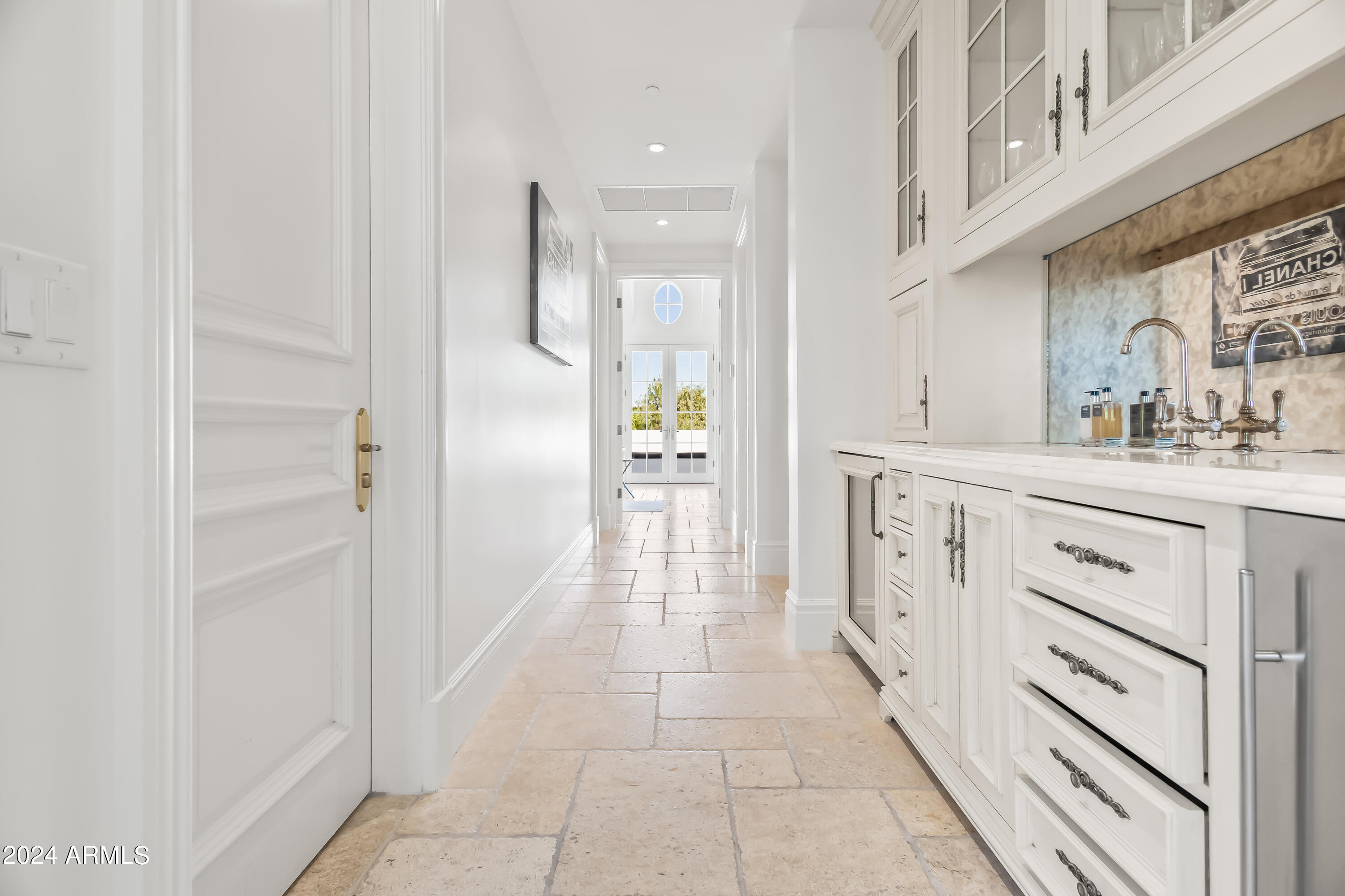 4615 N LAUNFAL Avenue