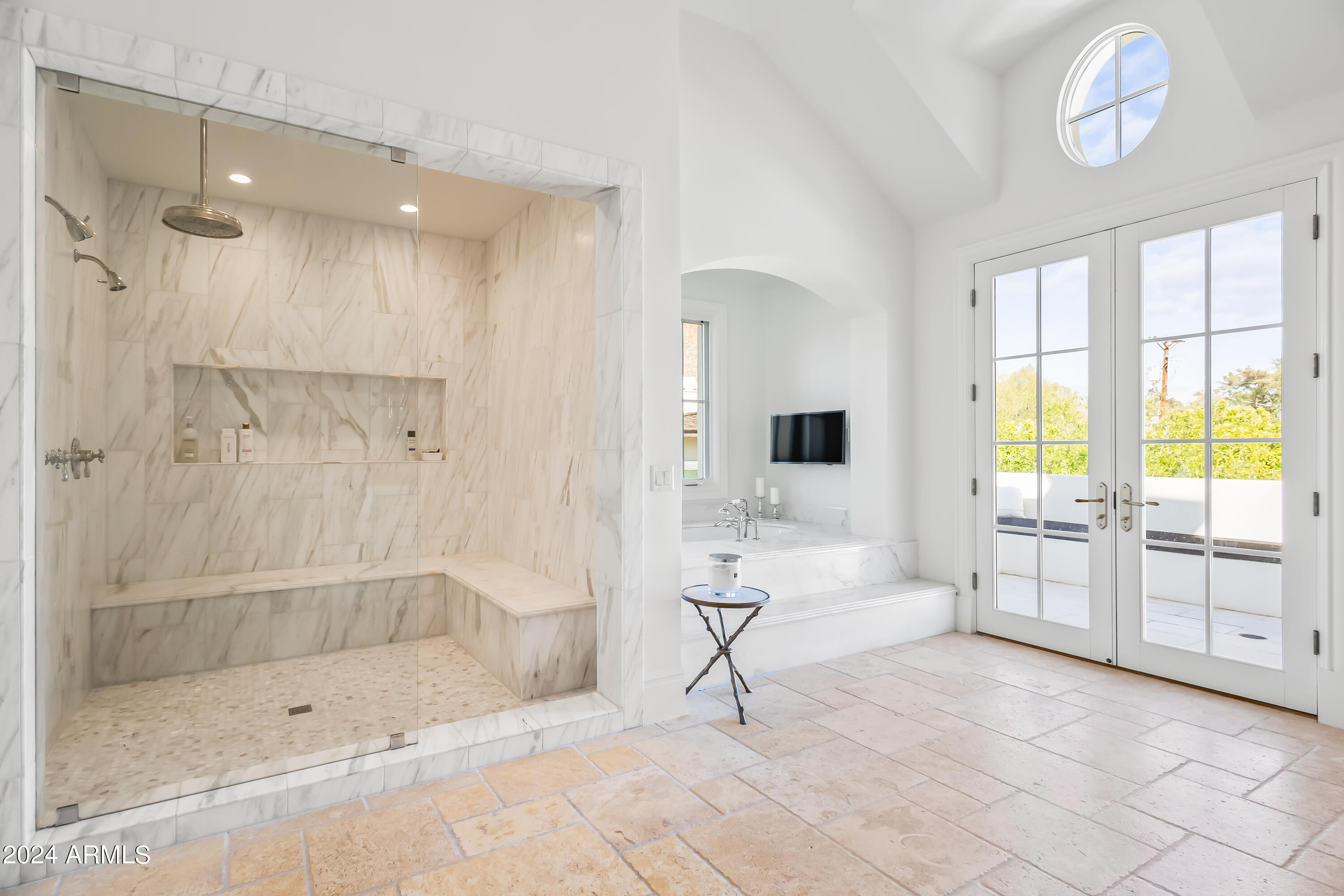 4615 N LAUNFAL Avenue