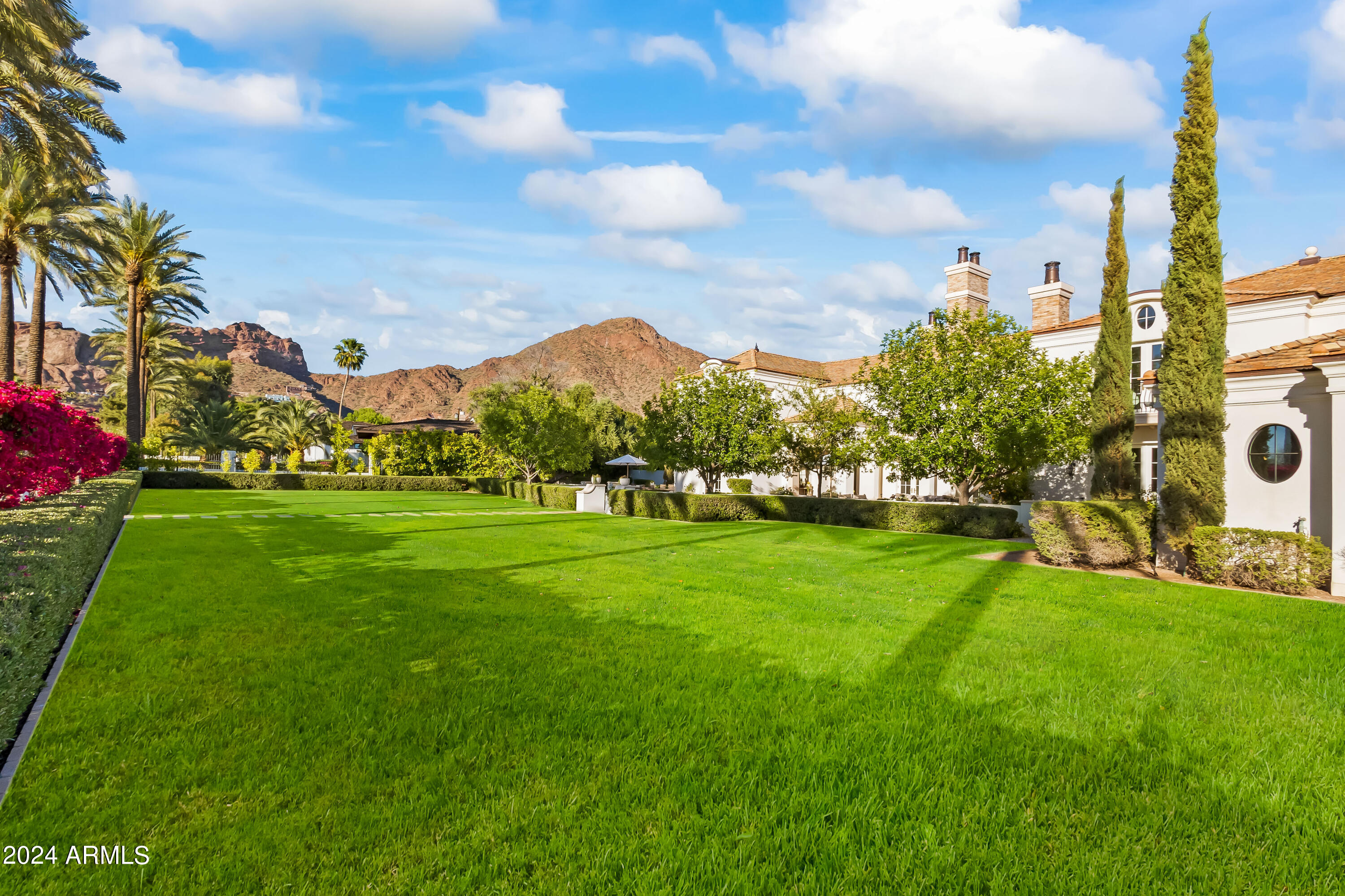 4615 N LAUNFAL Avenue