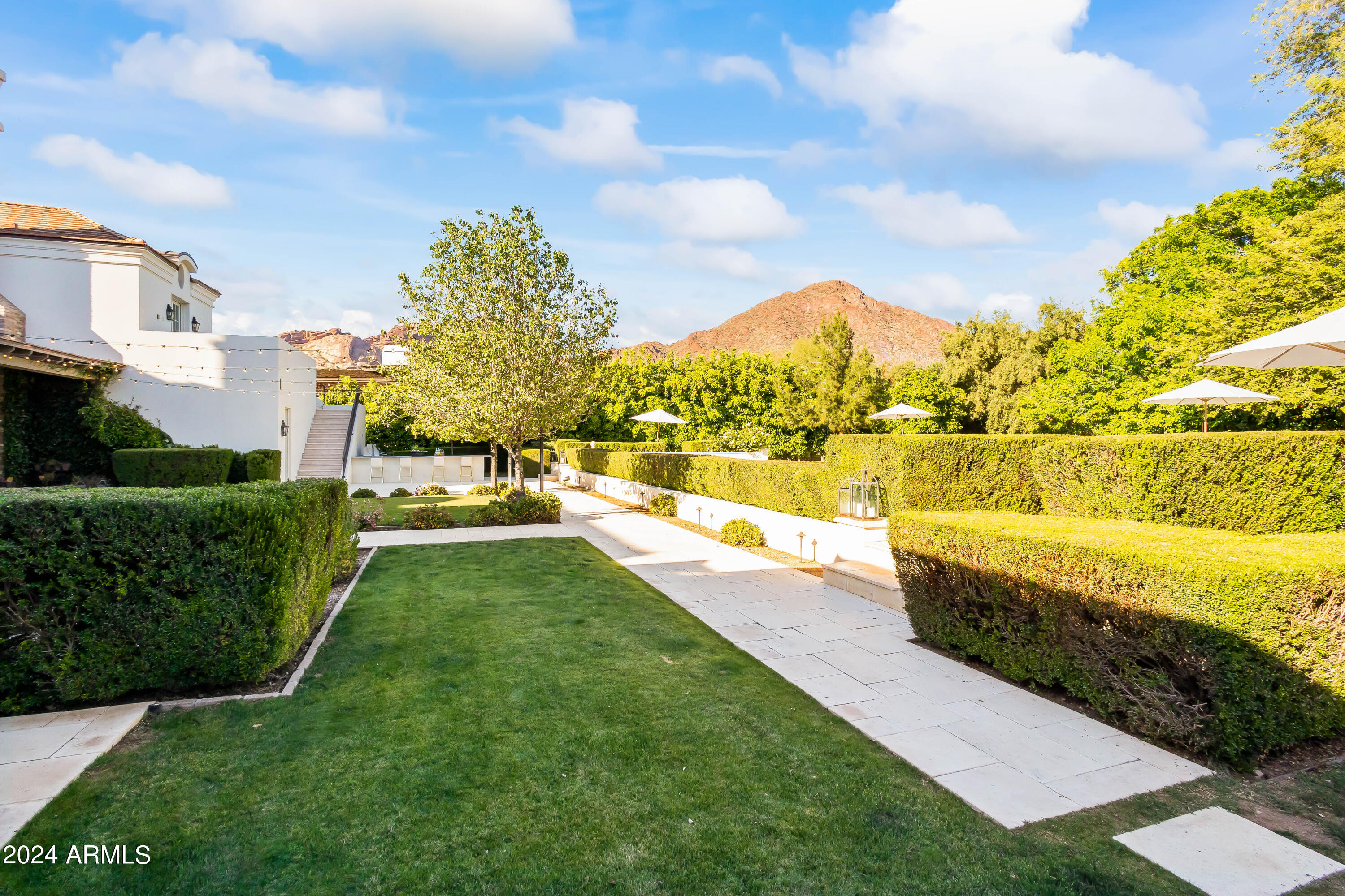 4615 N LAUNFAL Avenue