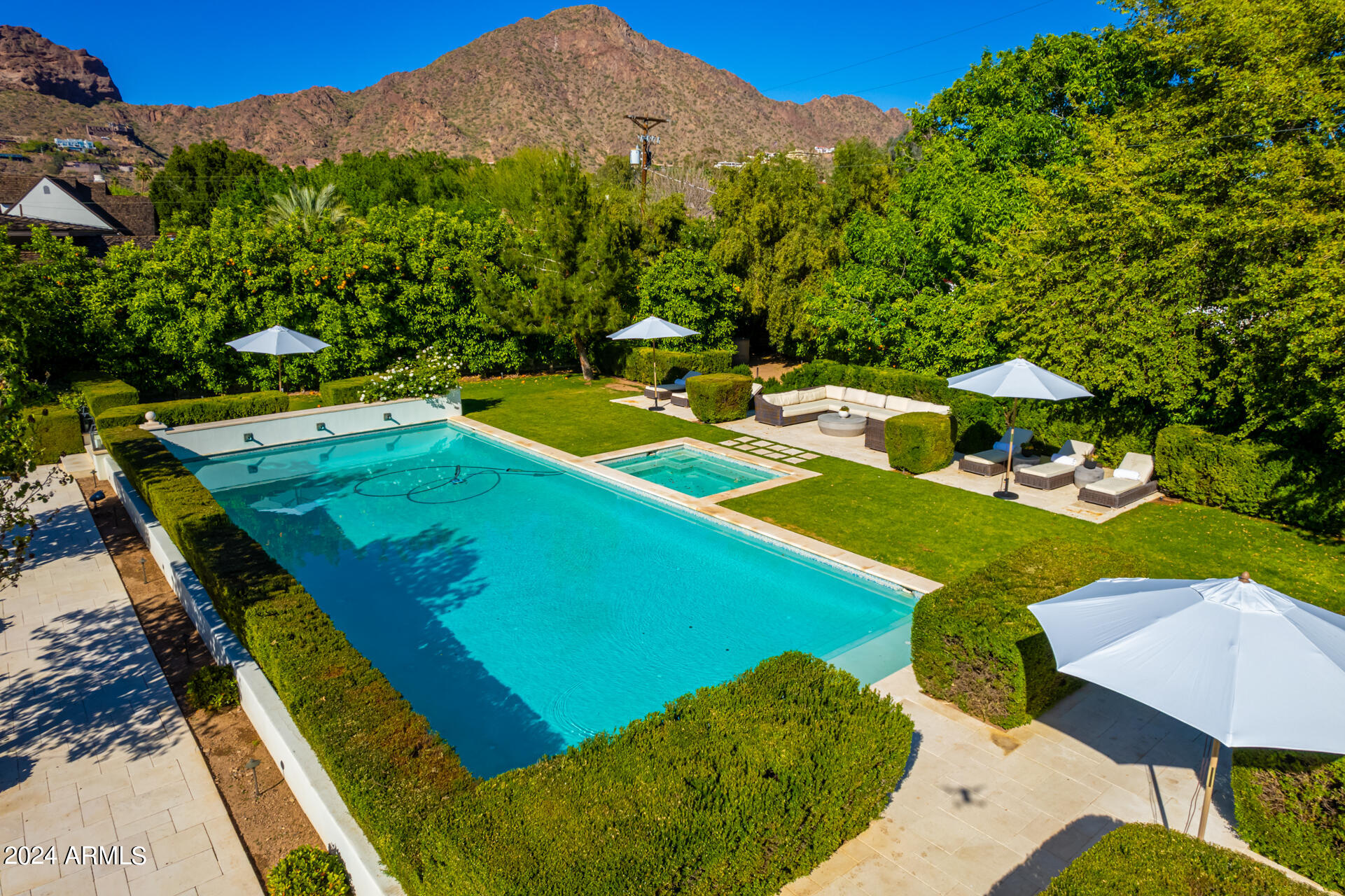 4615 N LAUNFAL Avenue