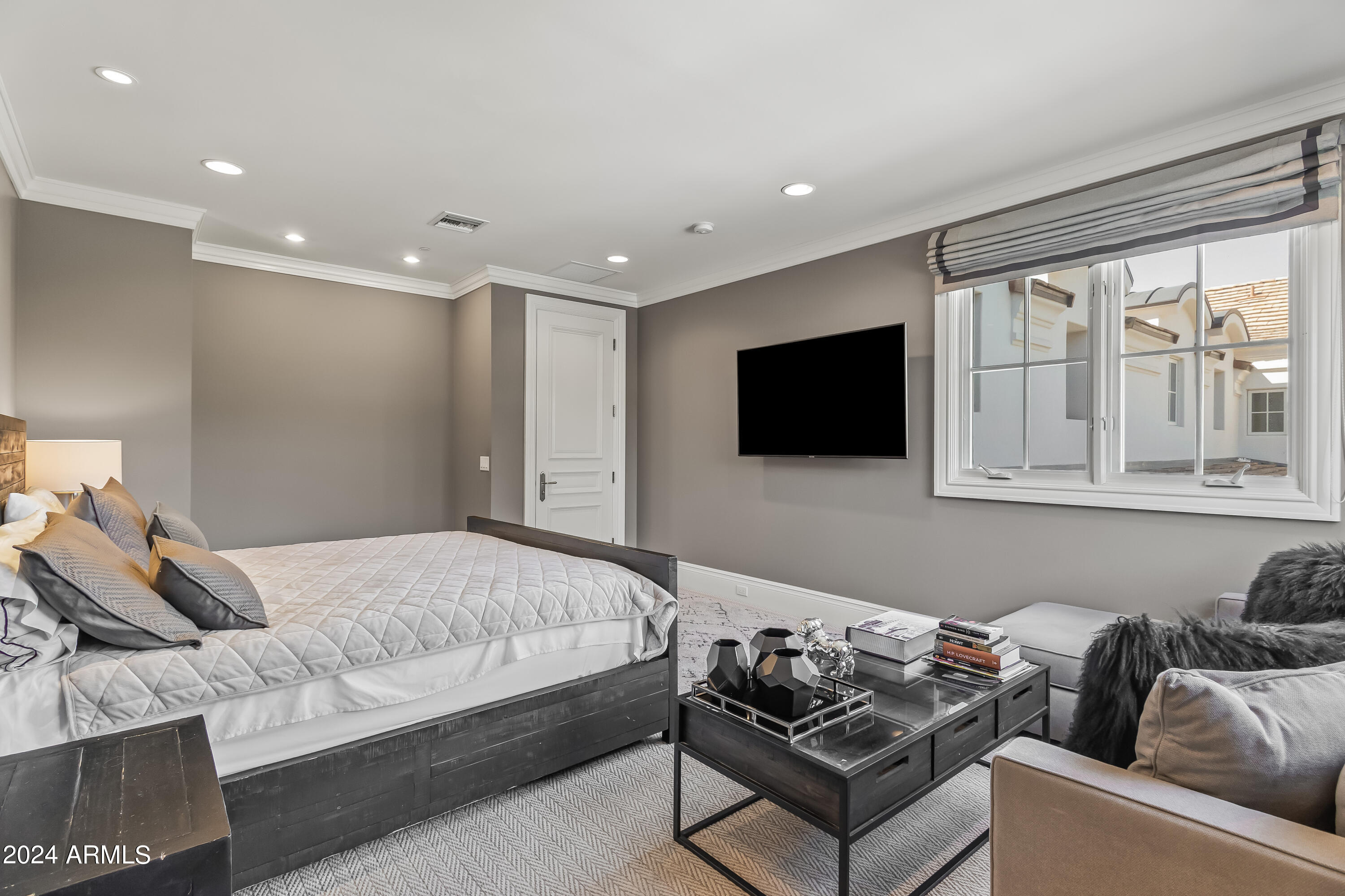 4615 N LAUNFAL Avenue