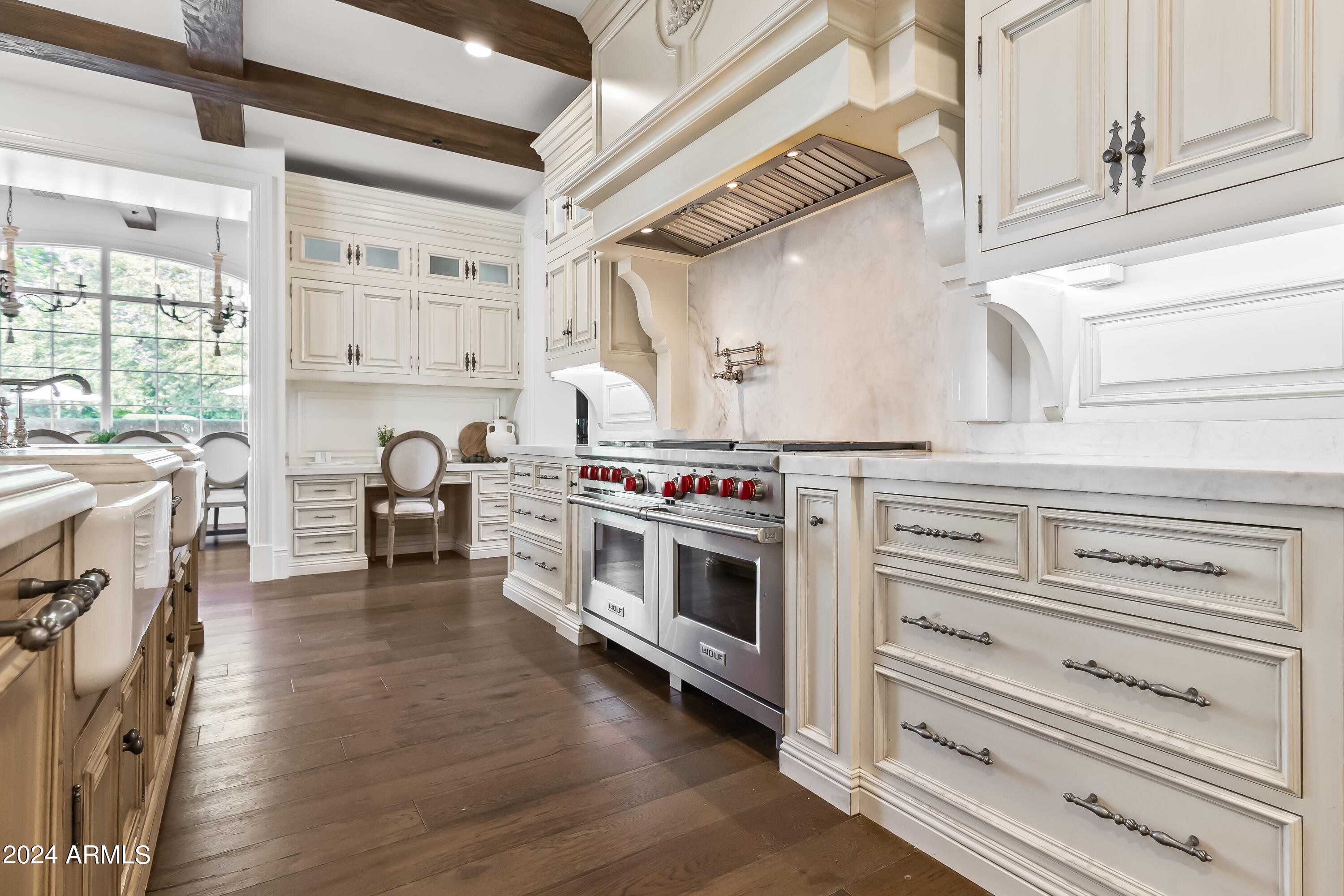 4615 N LAUNFAL Avenue