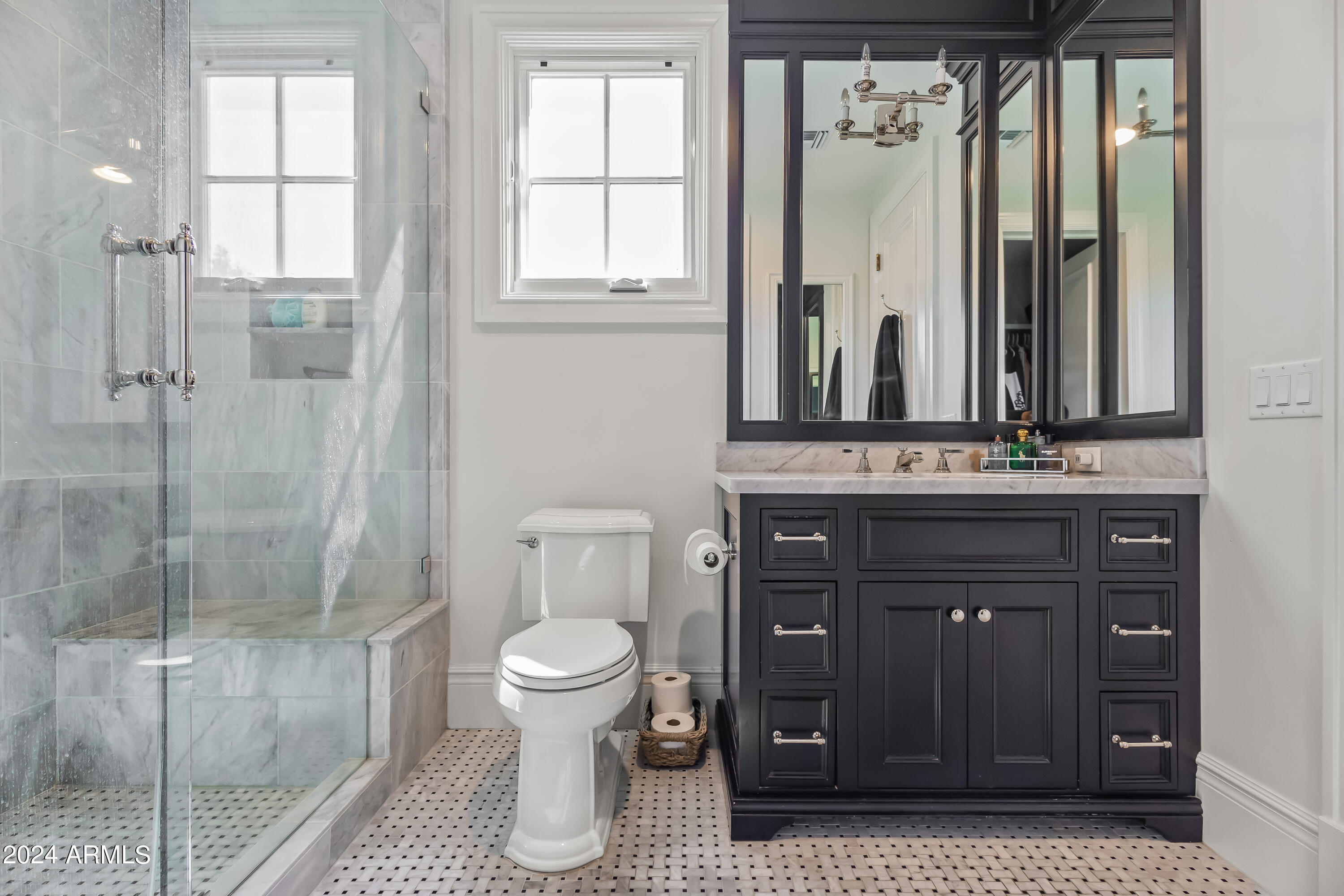 4615 N LAUNFAL Avenue