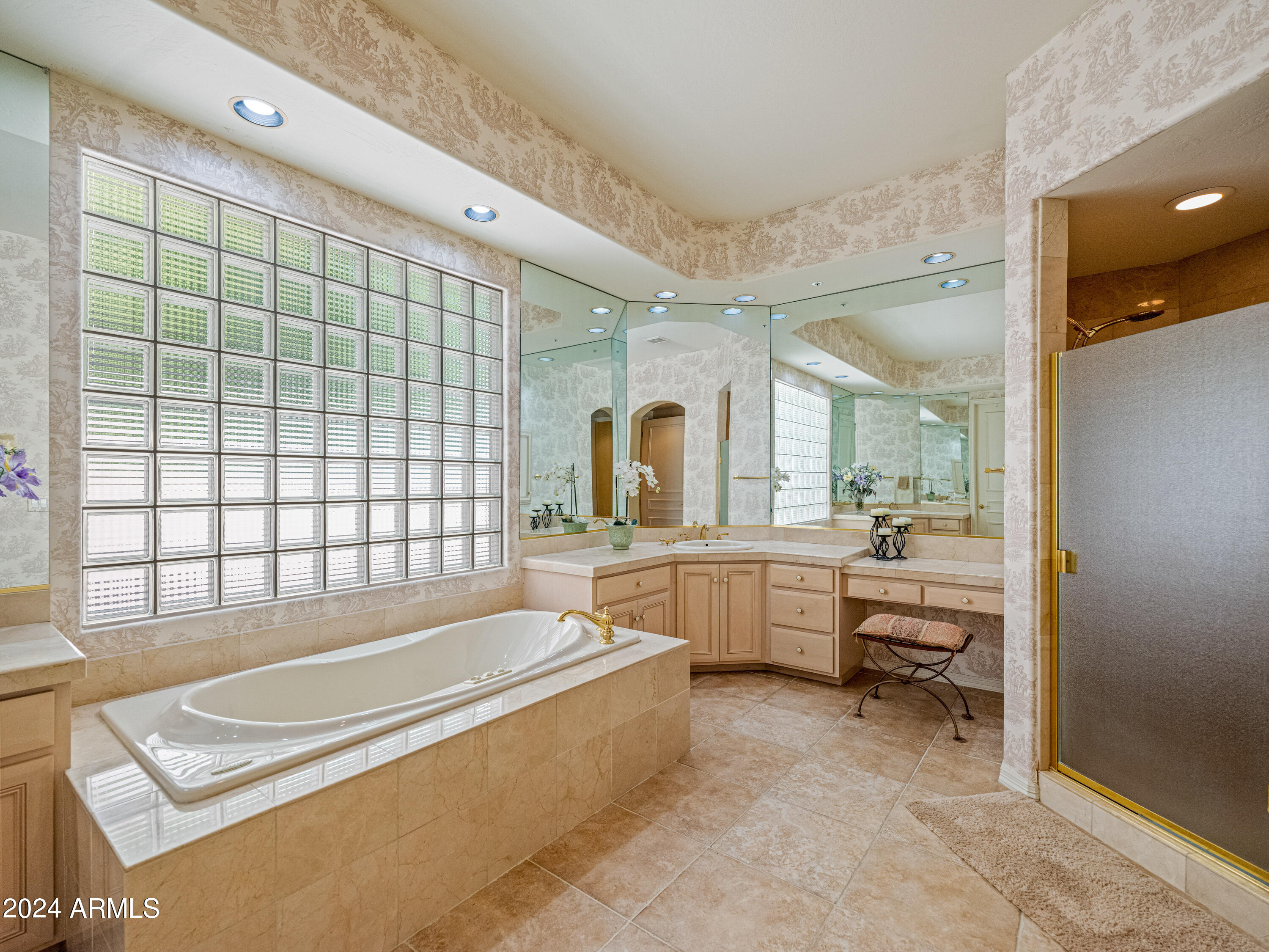 7425 E GAINEY RANCH Road, 53