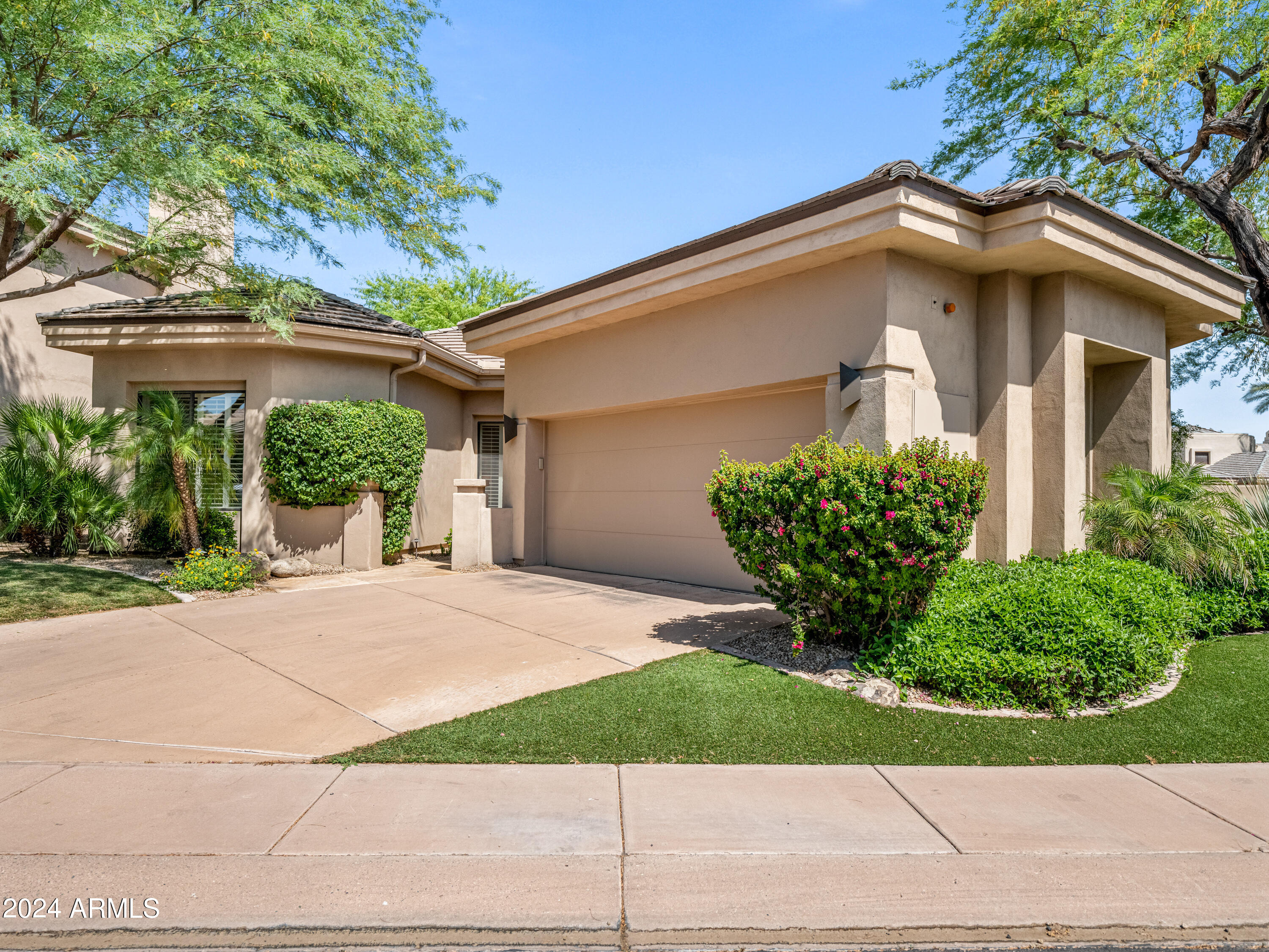 7425 E GAINEY RANCH Road, 53