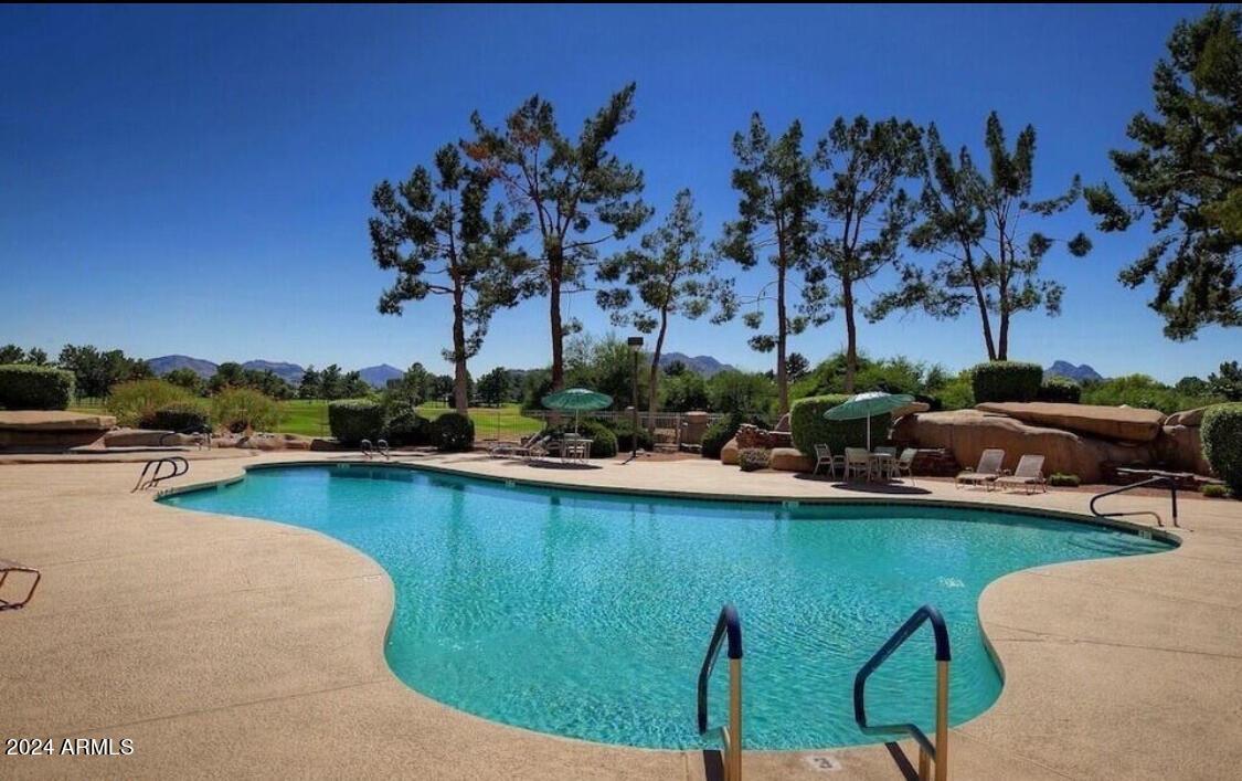 12212 N Paradise Village Parkway S, Apt 331