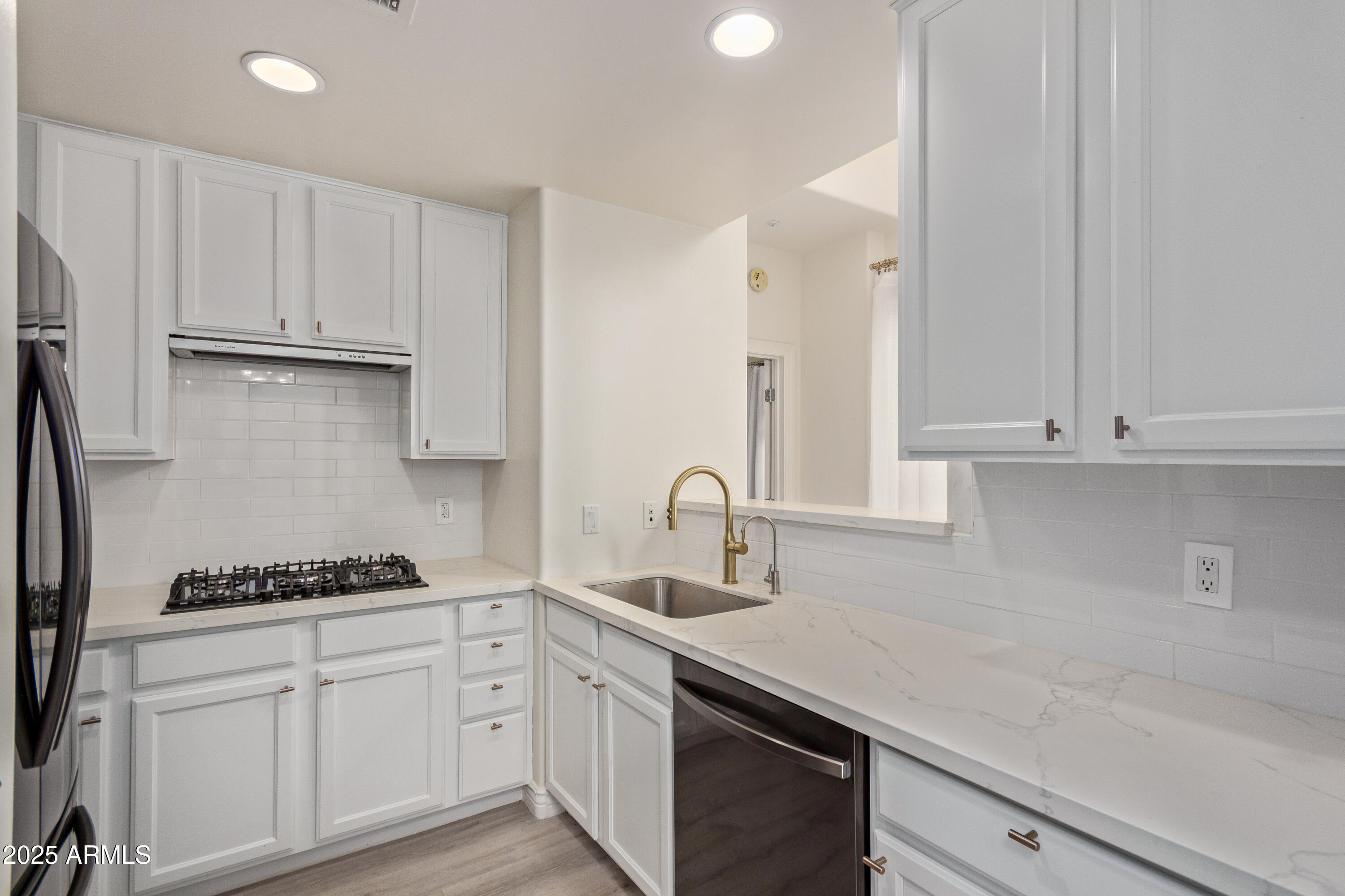 14450 N THOMPSON PEAK Parkway, 216