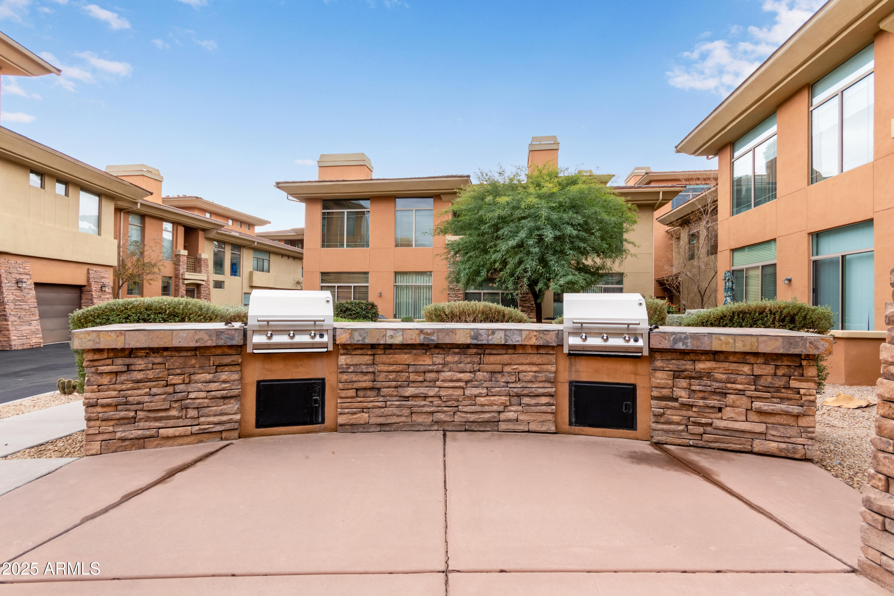 14450 N THOMPSON PEAK Parkway, 216