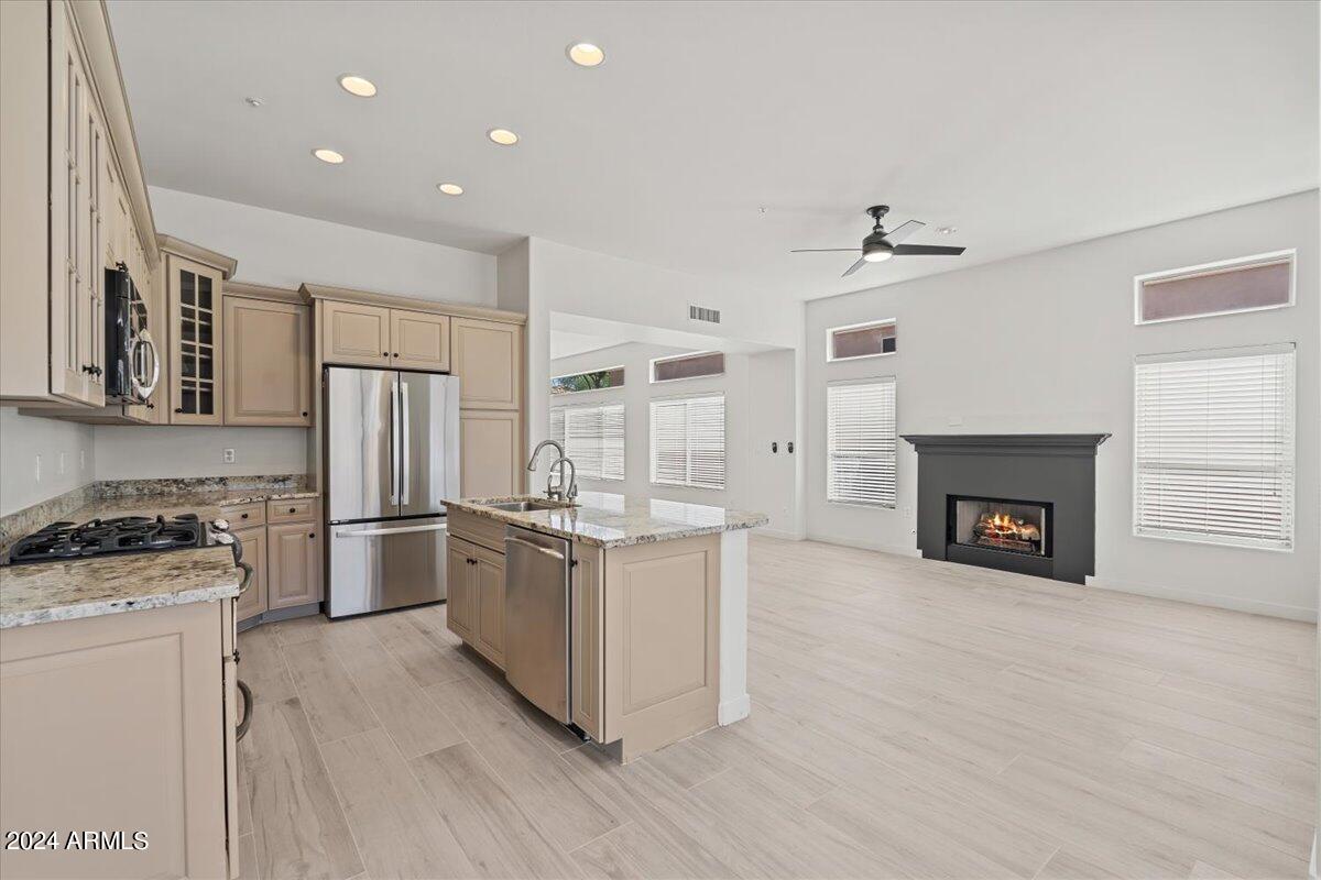 8875 E CONQUISTADORES Drive