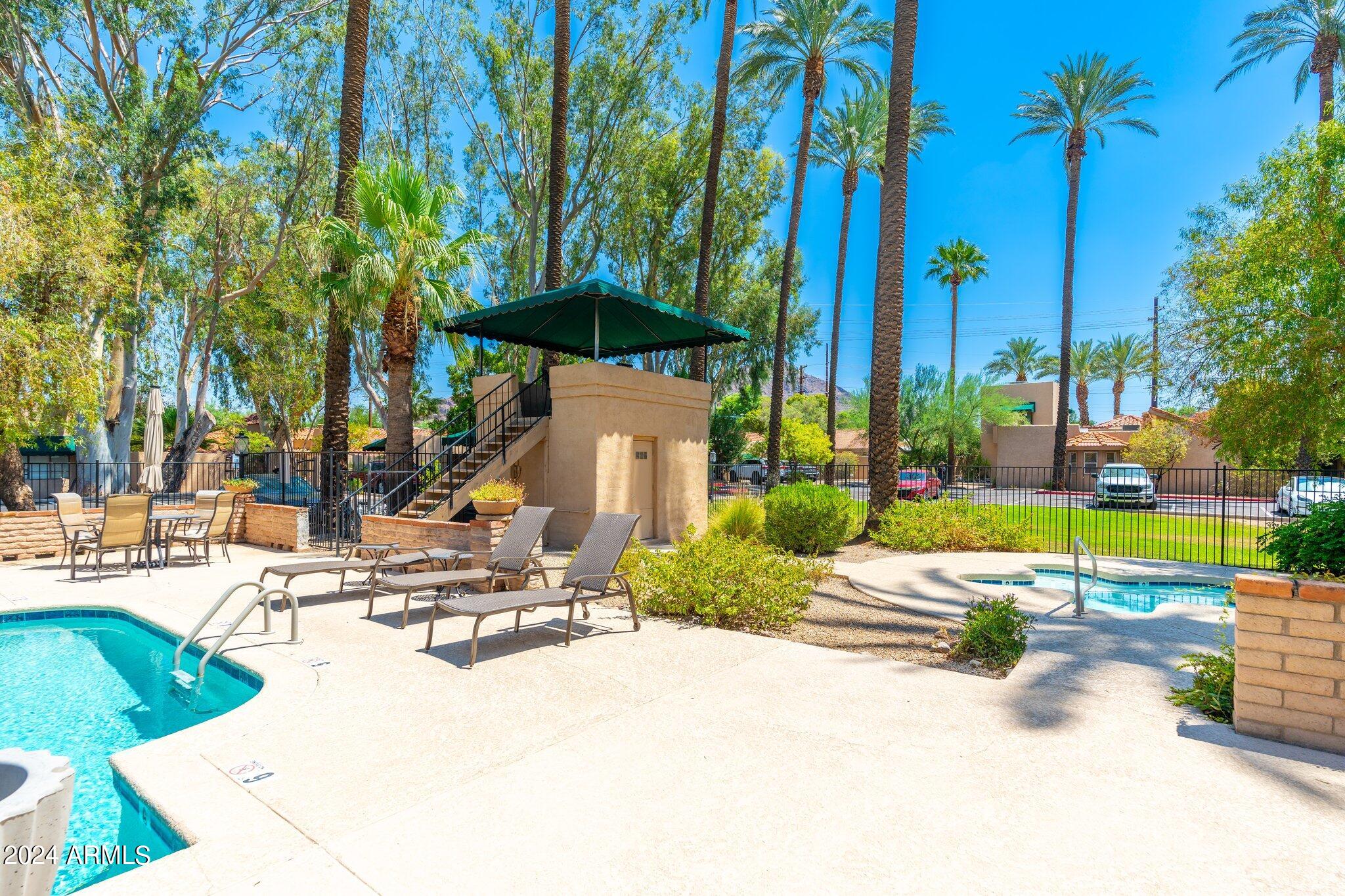 4540 N 44th Street, 66