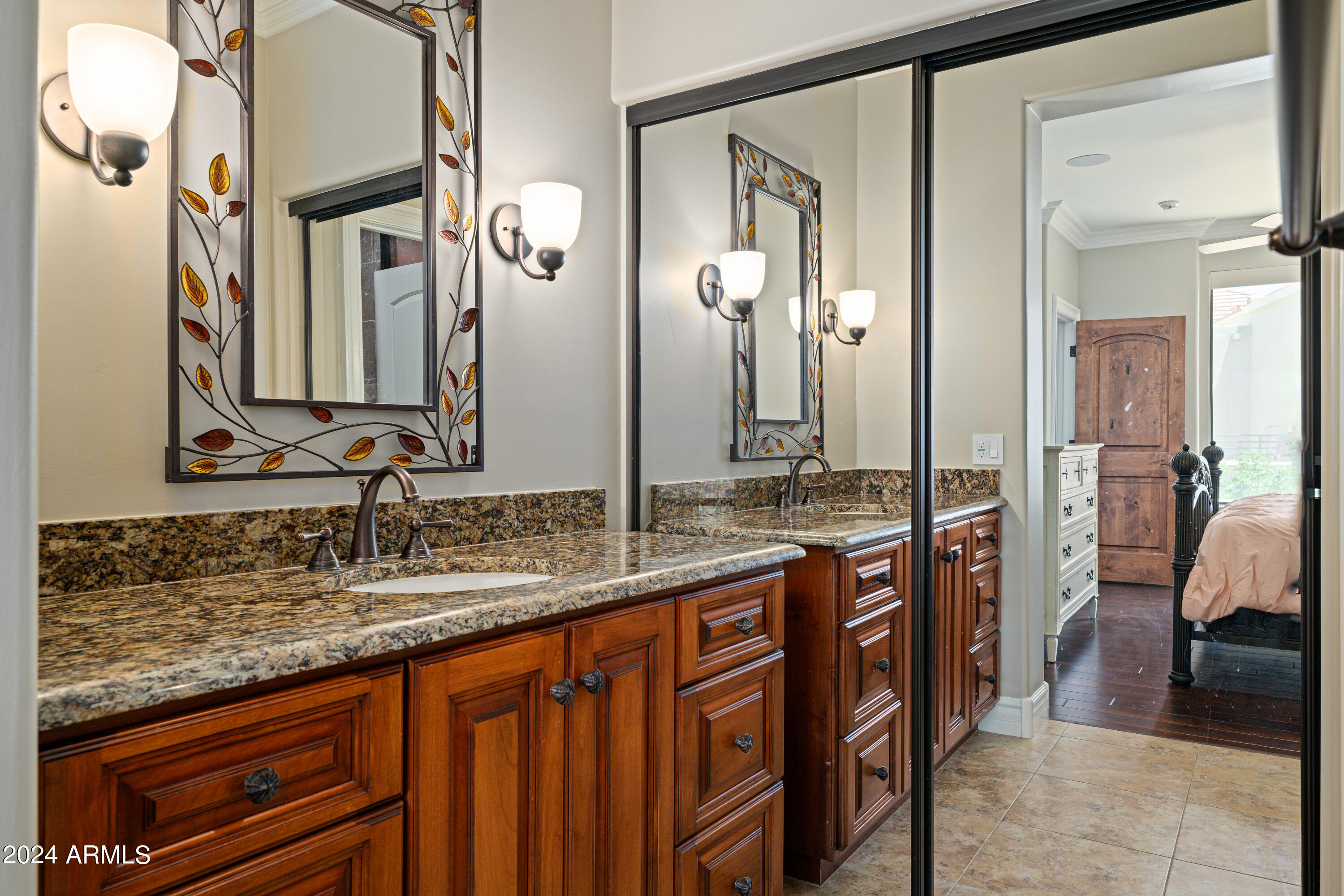 8989 N GAINEY CENTER Drive # 114