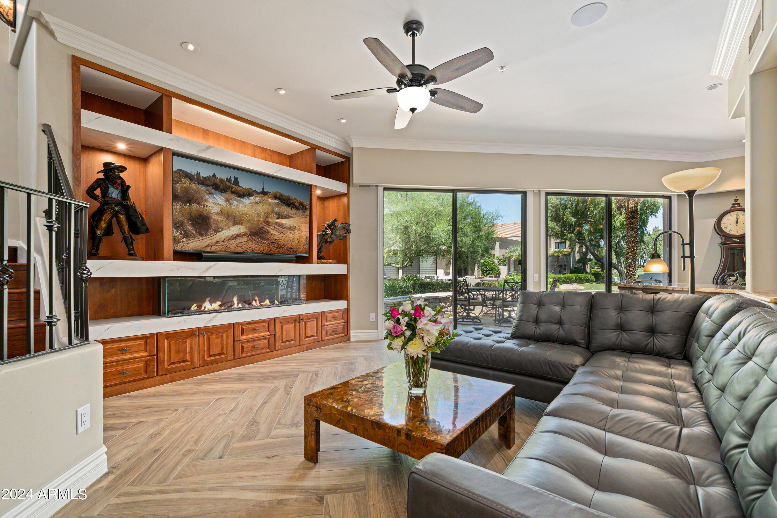 8989 N GAINEY CENTER Drive # 114