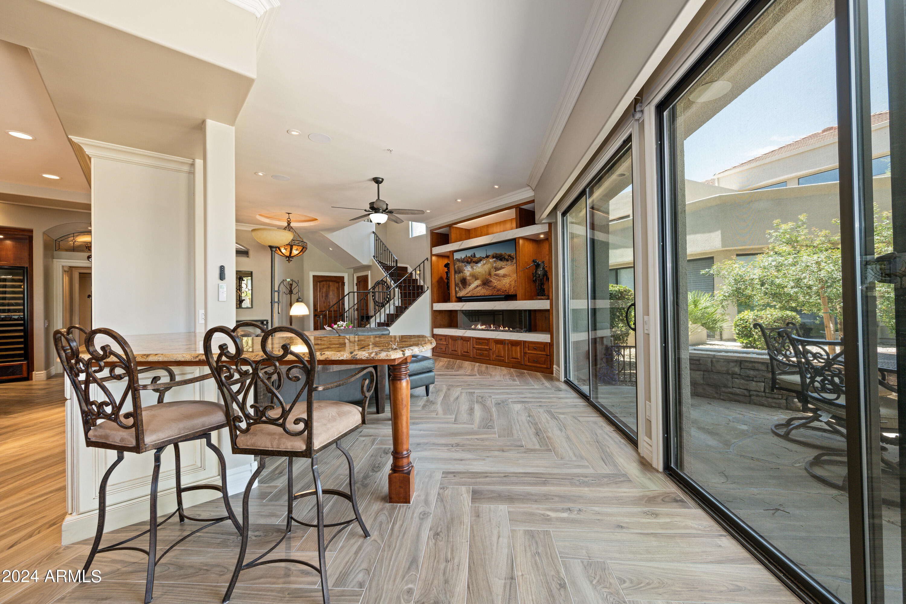 8989 N GAINEY CENTER Drive # 114