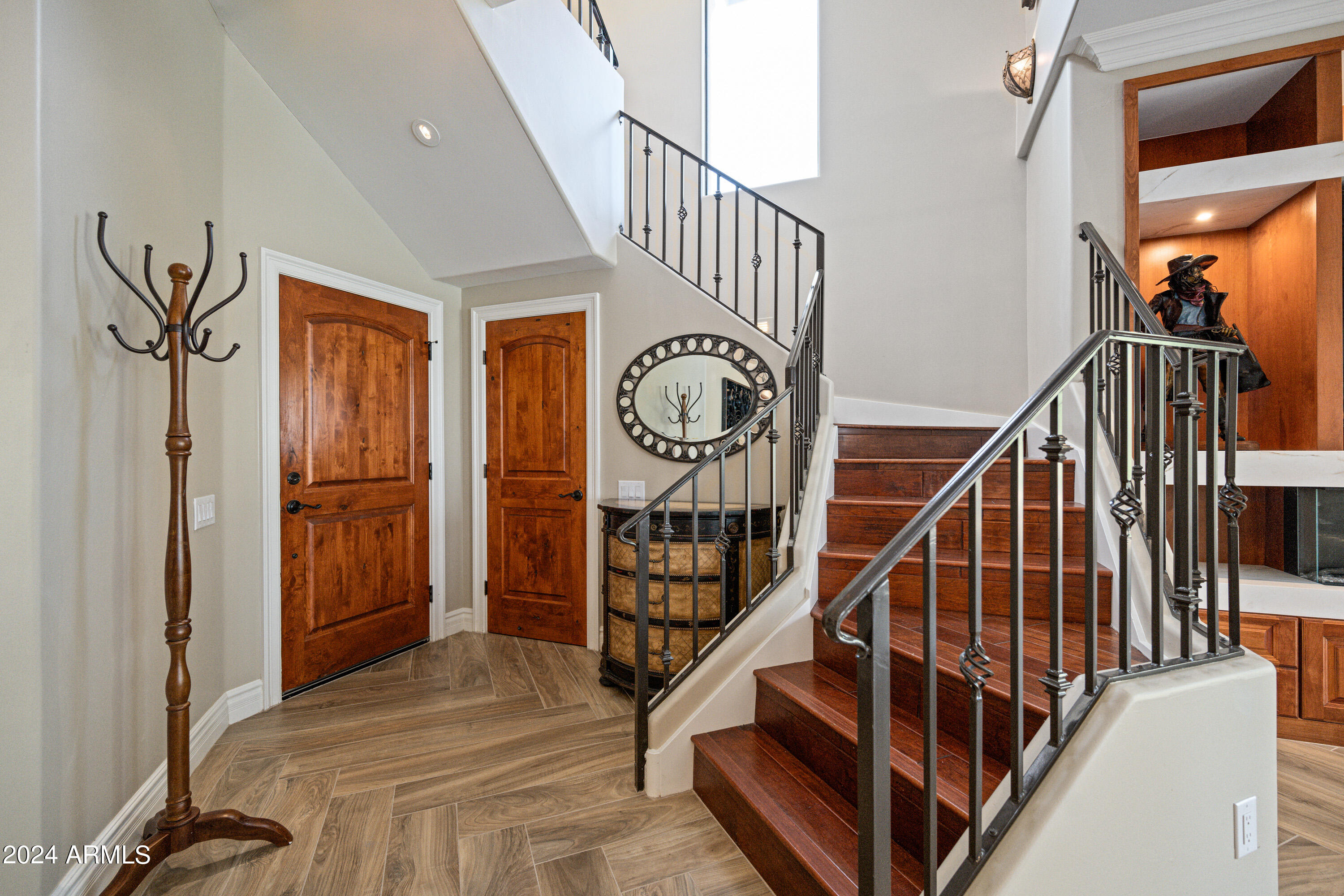 8989 N GAINEY CENTER Drive # 114