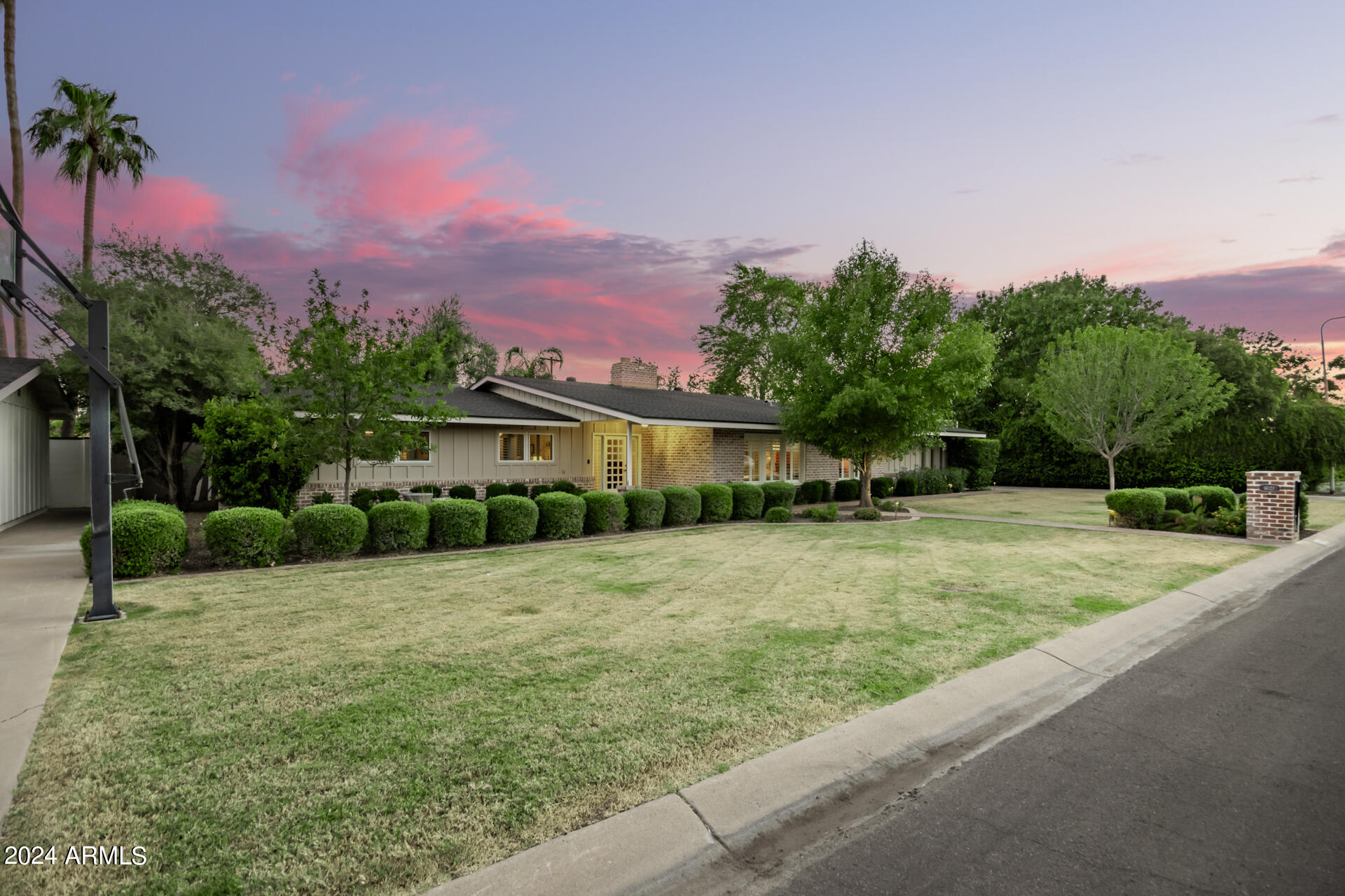6021 E CALLE ROSA