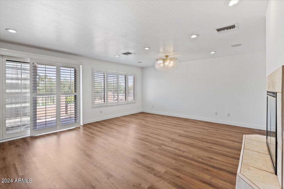 580 N BENSON Lane