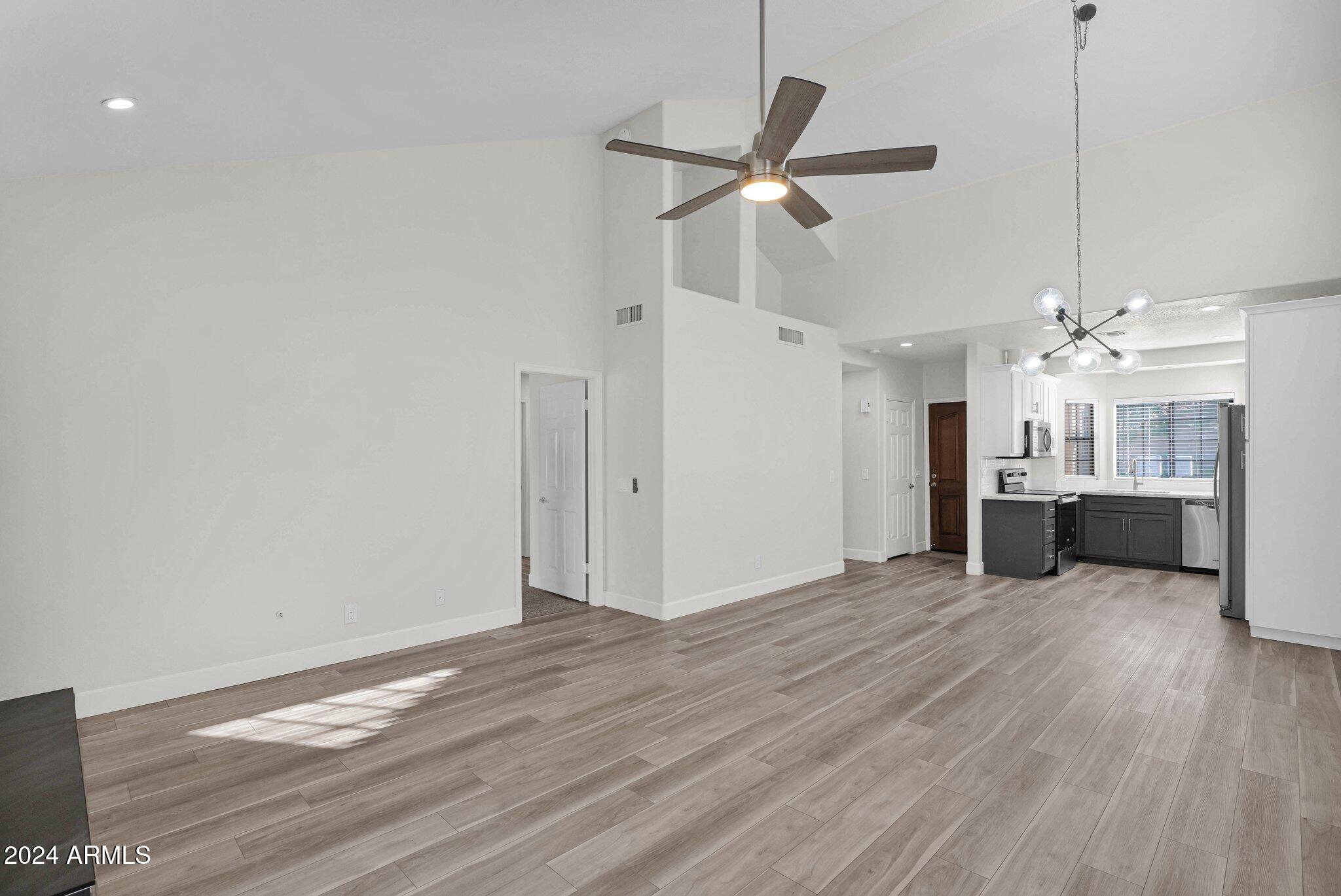 7948 E PEPPER TREE Lane