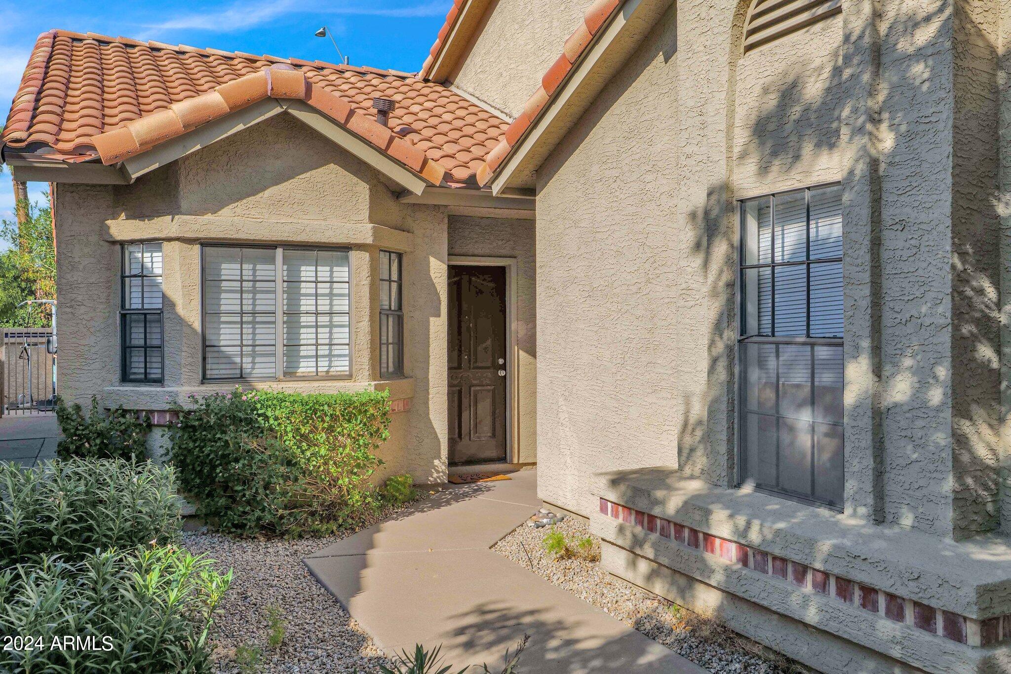 7948 E PEPPER TREE Lane