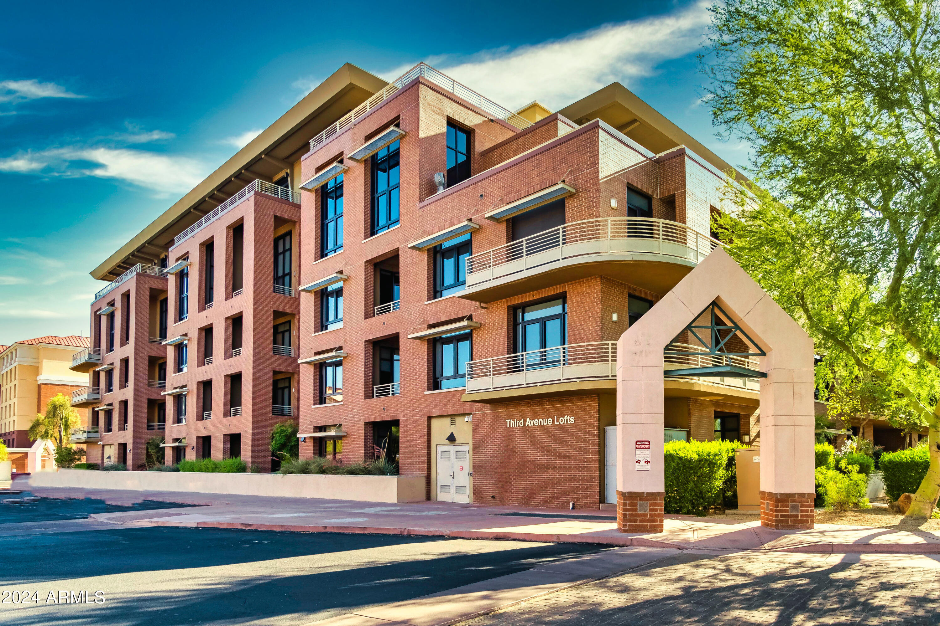 7301 E 3RD Avenue, 116