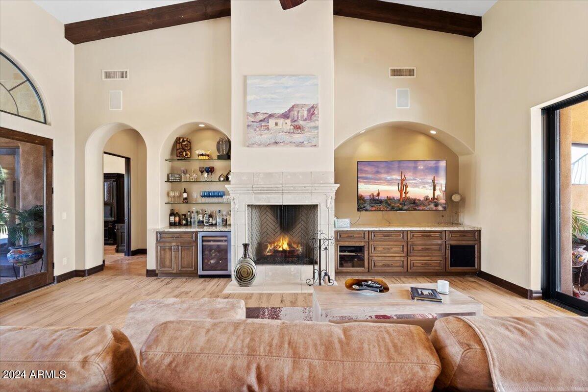 9005 N CRIMSON Canyon