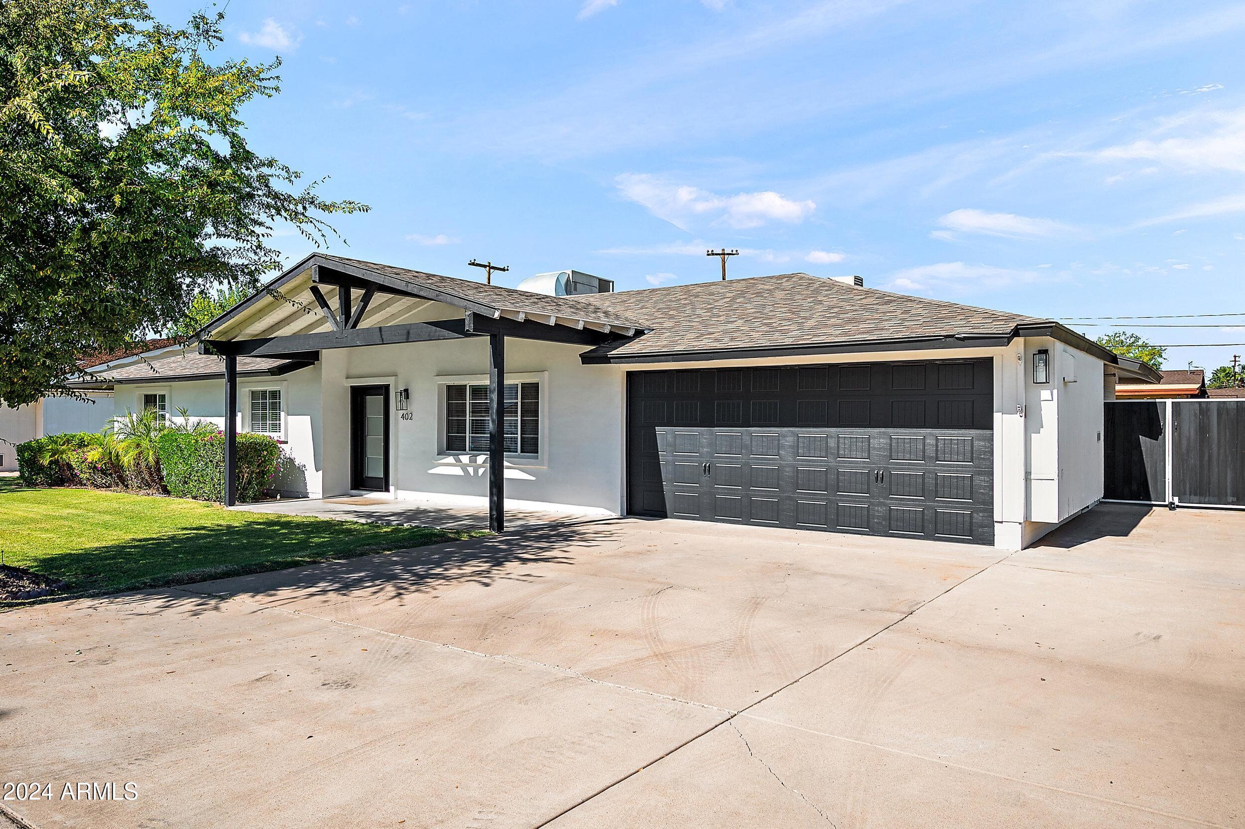 402 E BERRIDGE Lane